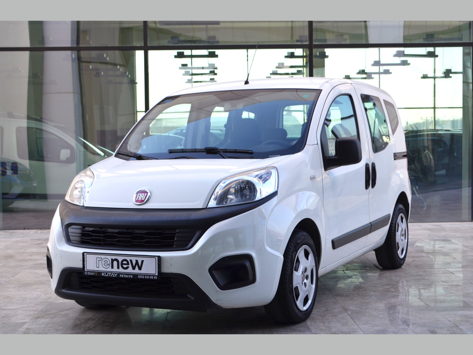 Fiat Fiorino Combi 1.3 MultiJet Pop