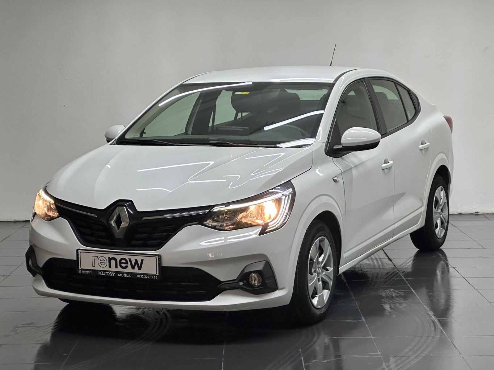 Renault Taliant Sedan 1.0 TCE Joy X-Tronic