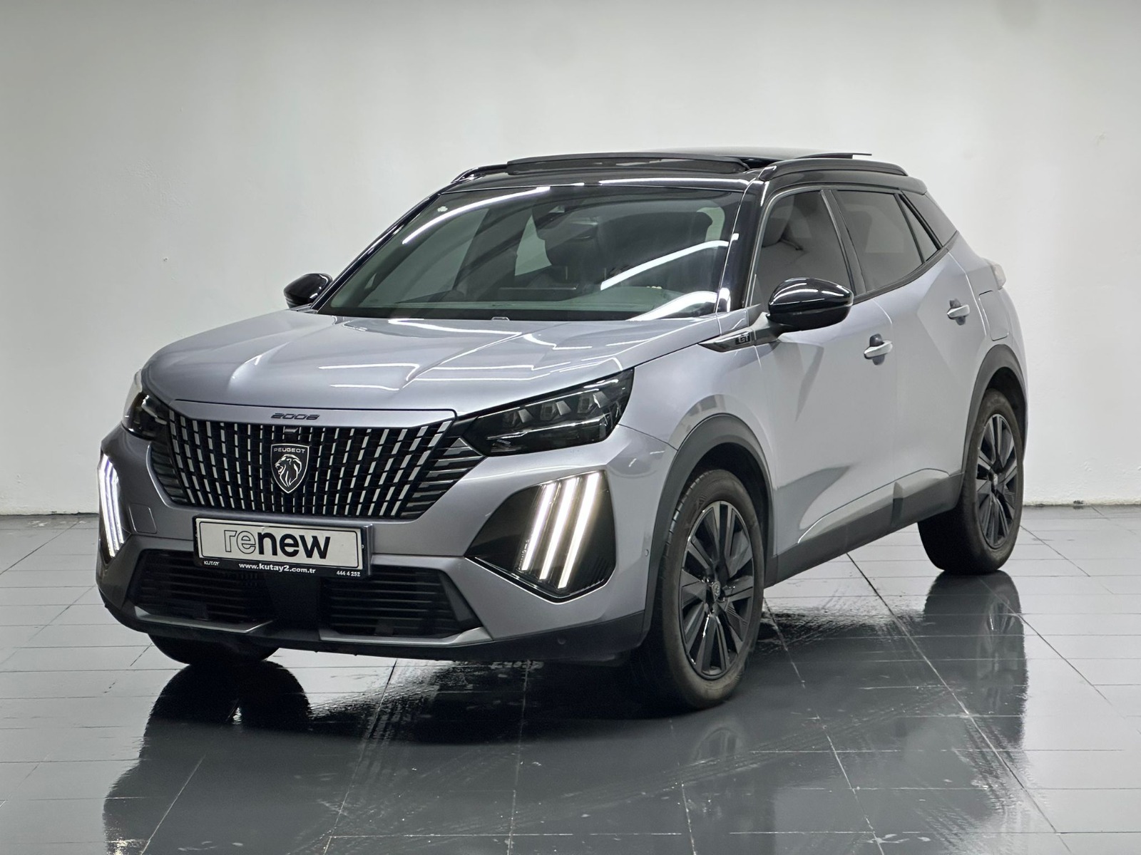 Peugeot 2008 Crossover 1.2 PureTech GT EAT8