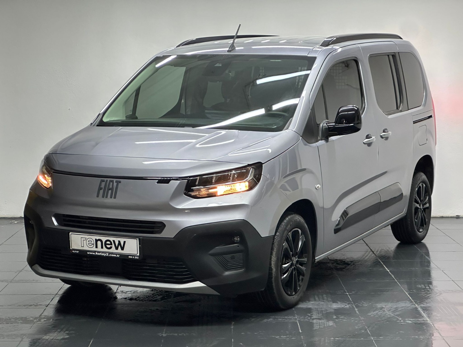 Fiat Doblo Combi 1.5 BlueHDI Premio Otomatik