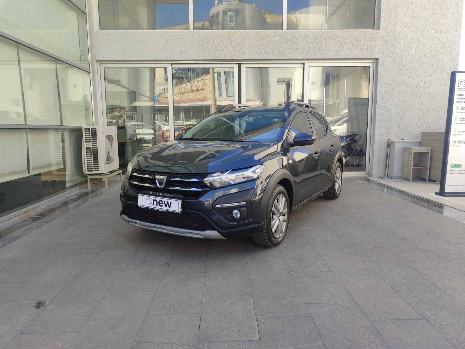 Dacia Sandero Hatchback 1.0 Tce Stepway Prestige X-Tronic