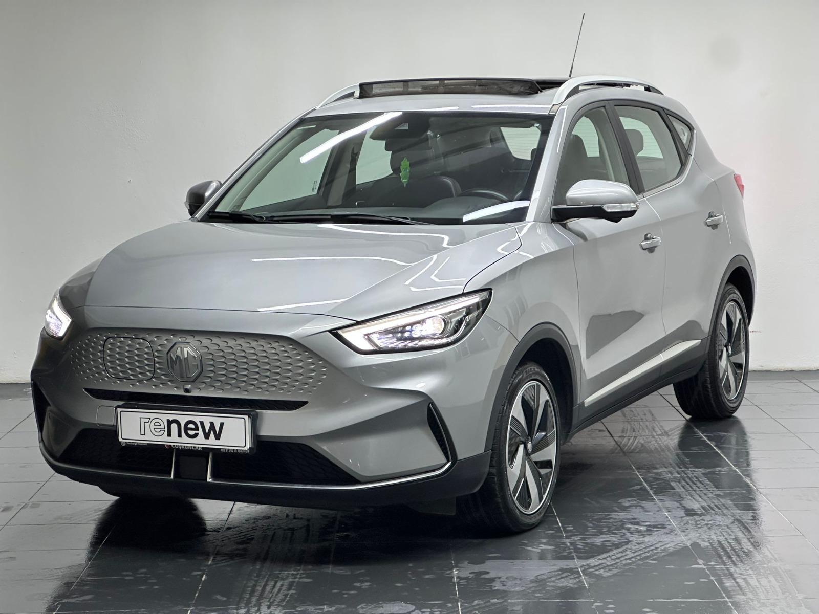 Mg ZS EV SUV 72.6 kWh Luxury Otomatik