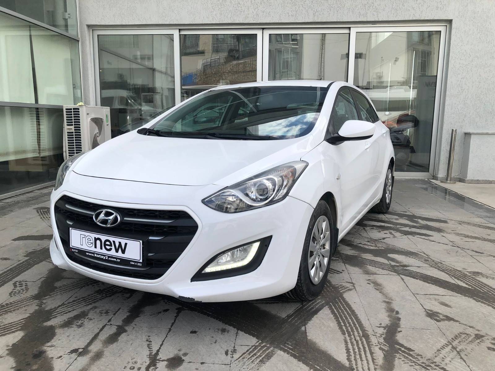 Hyundai i30 Hatchback 1.6 CRDI Blue Drive DCT