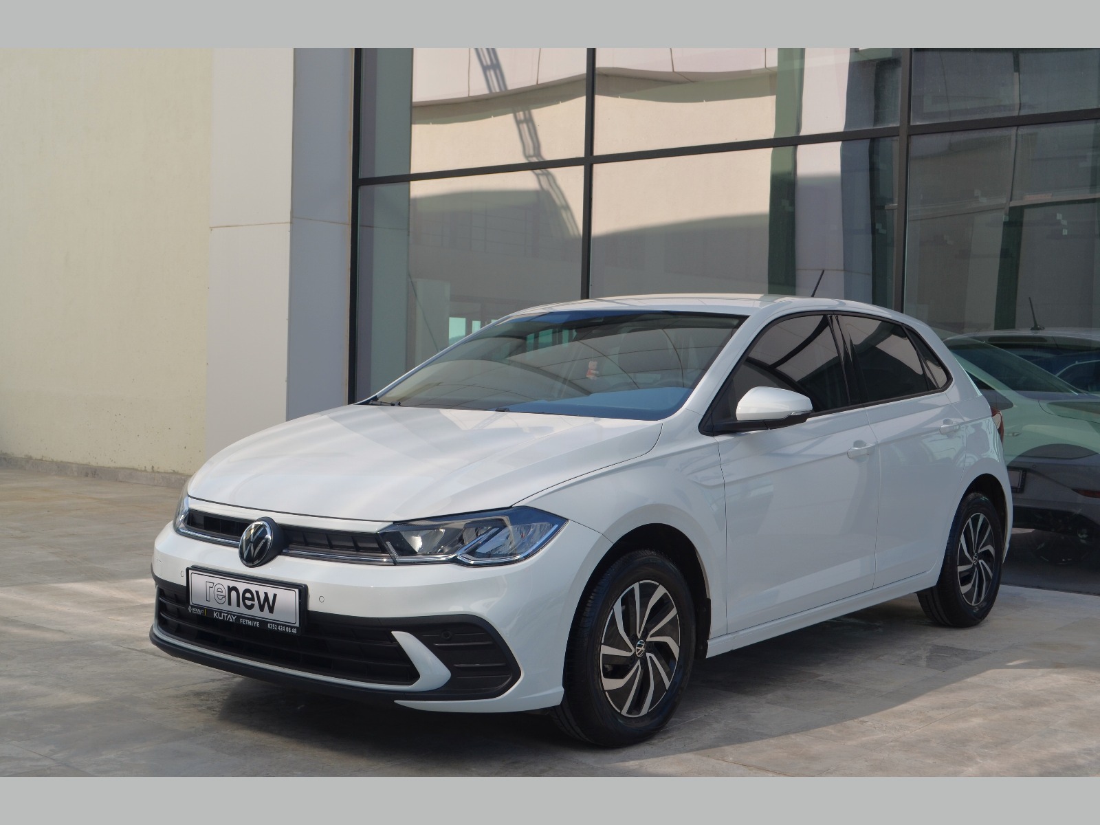 Volkswagen Polo Hatchback 1.0 Life DSG