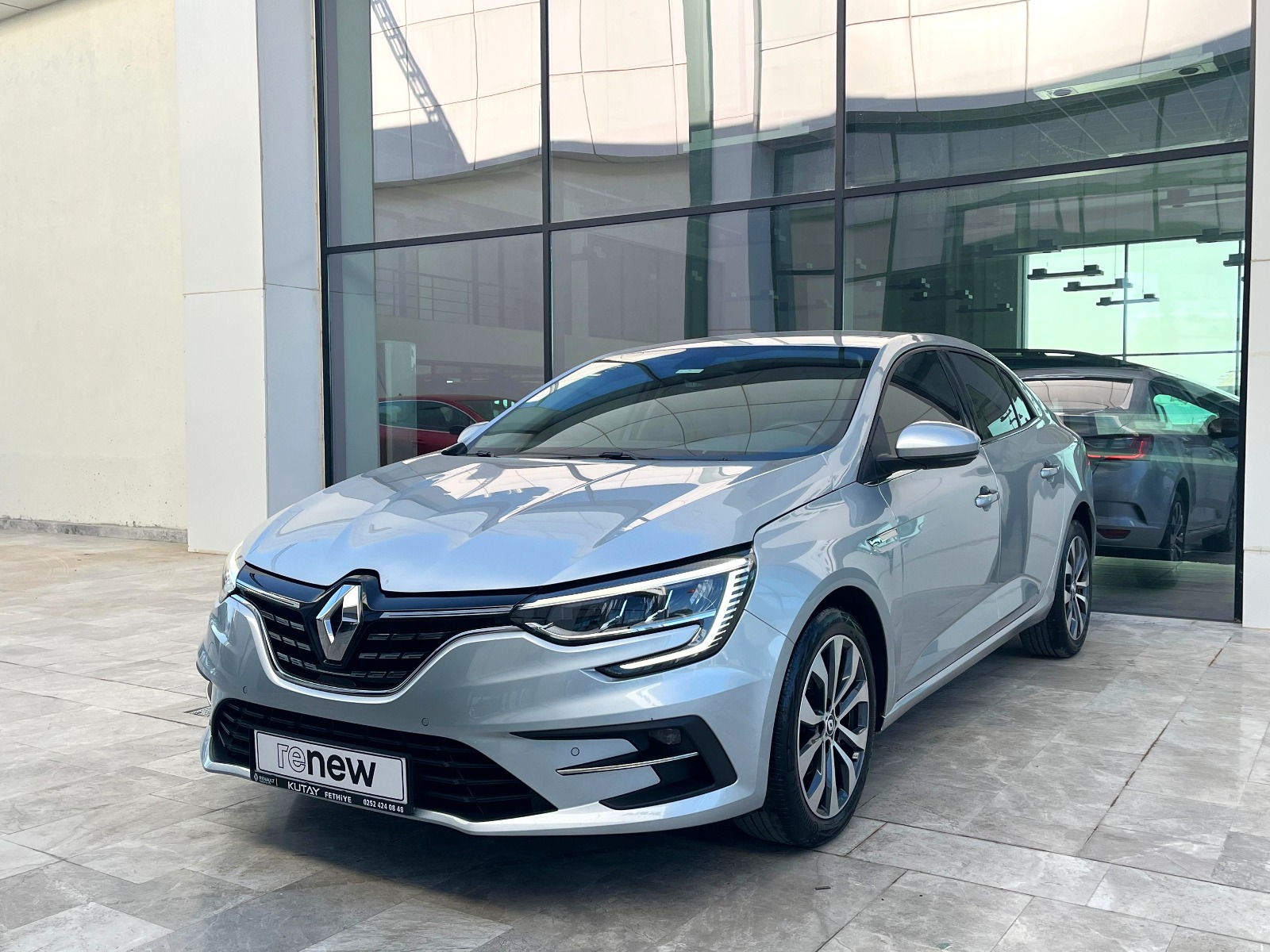 Renault Megane Sedan 1.5 Blue DCI Icon EDC