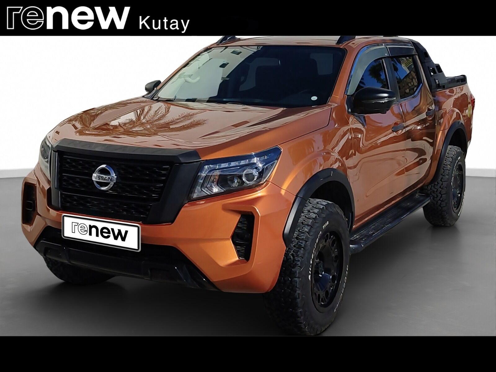 Nissan Navara &Ccedil;ift Kabin Pick-Up 2.3 dCi 190 4x4 Platinum Otomatik