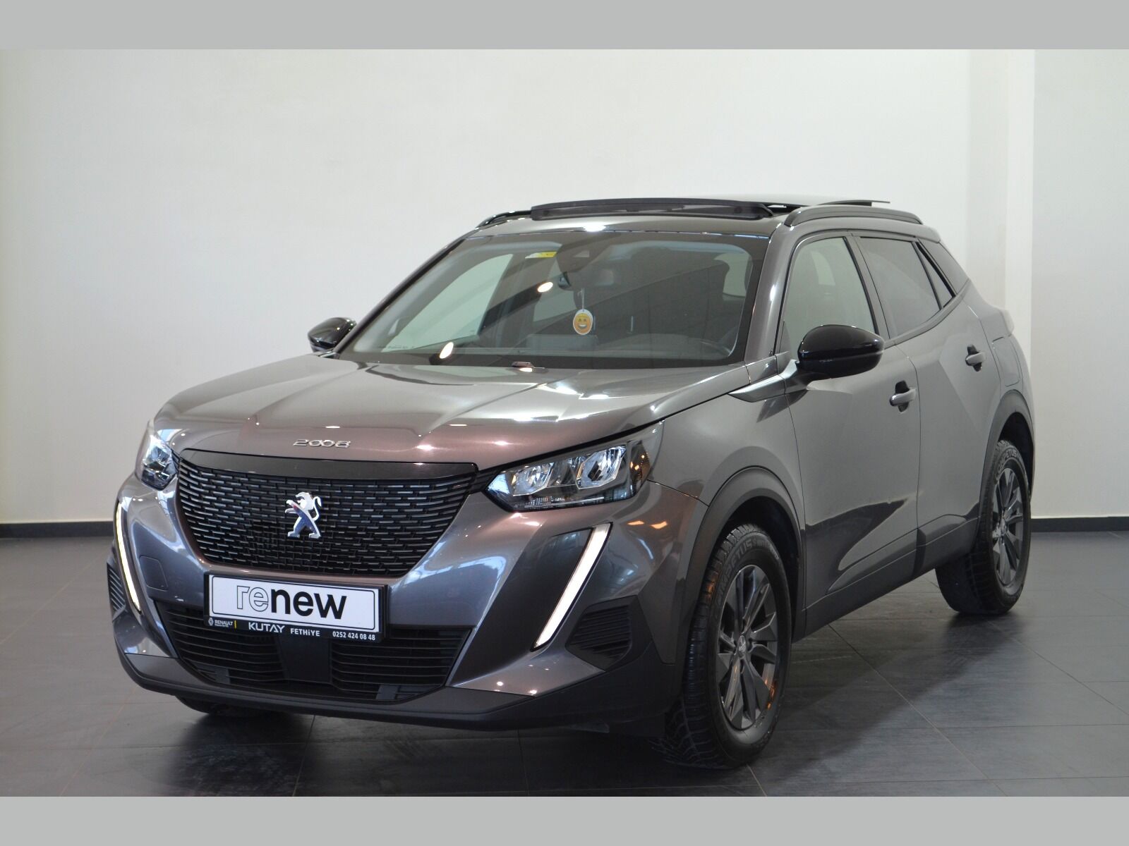 Peugeot 2008 ACTIVE 1.5 BLUEHDI 130 EAT8 SKYPACK