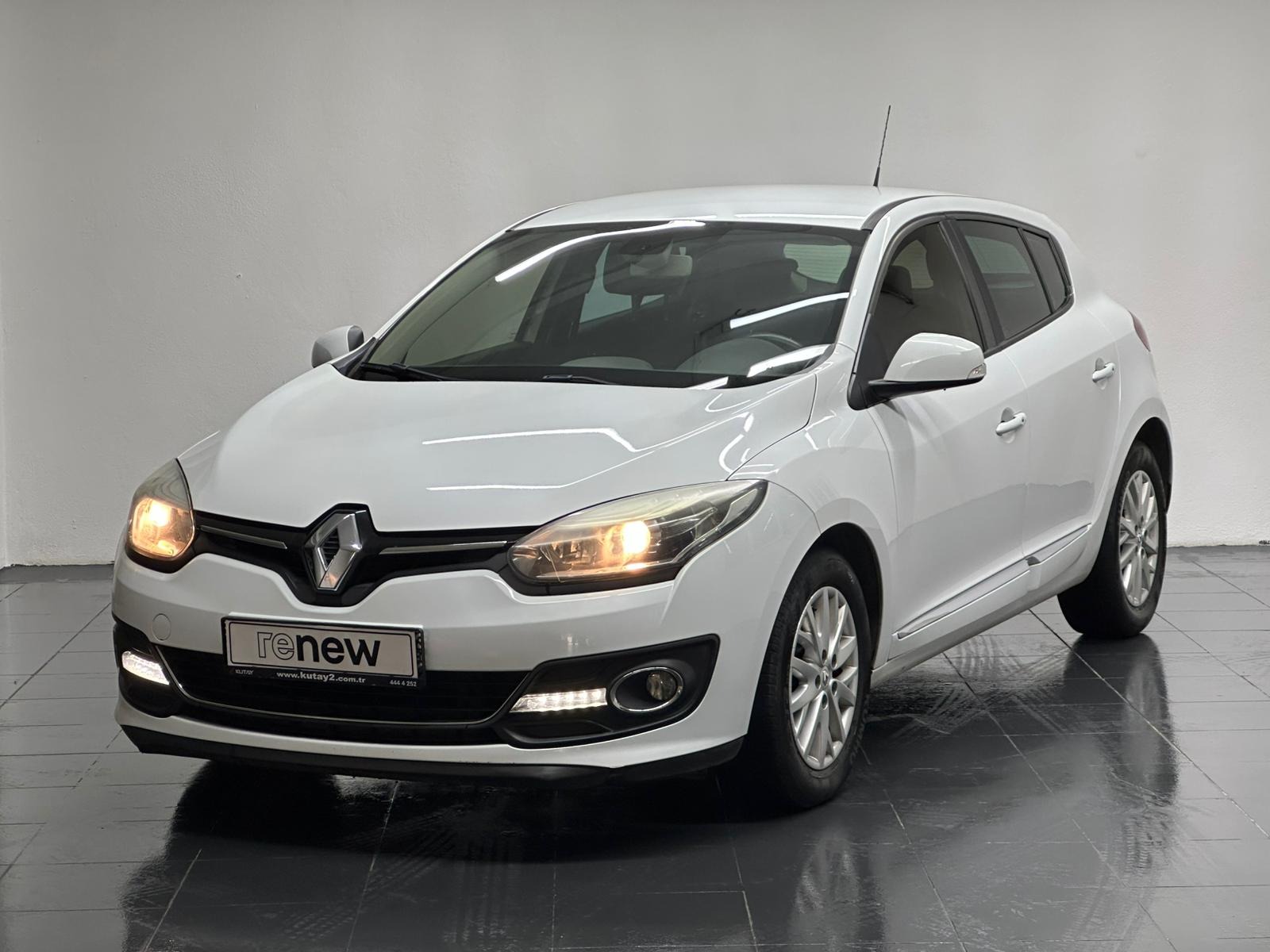 Renault Megane Hatchback 1.6 Touch Plus