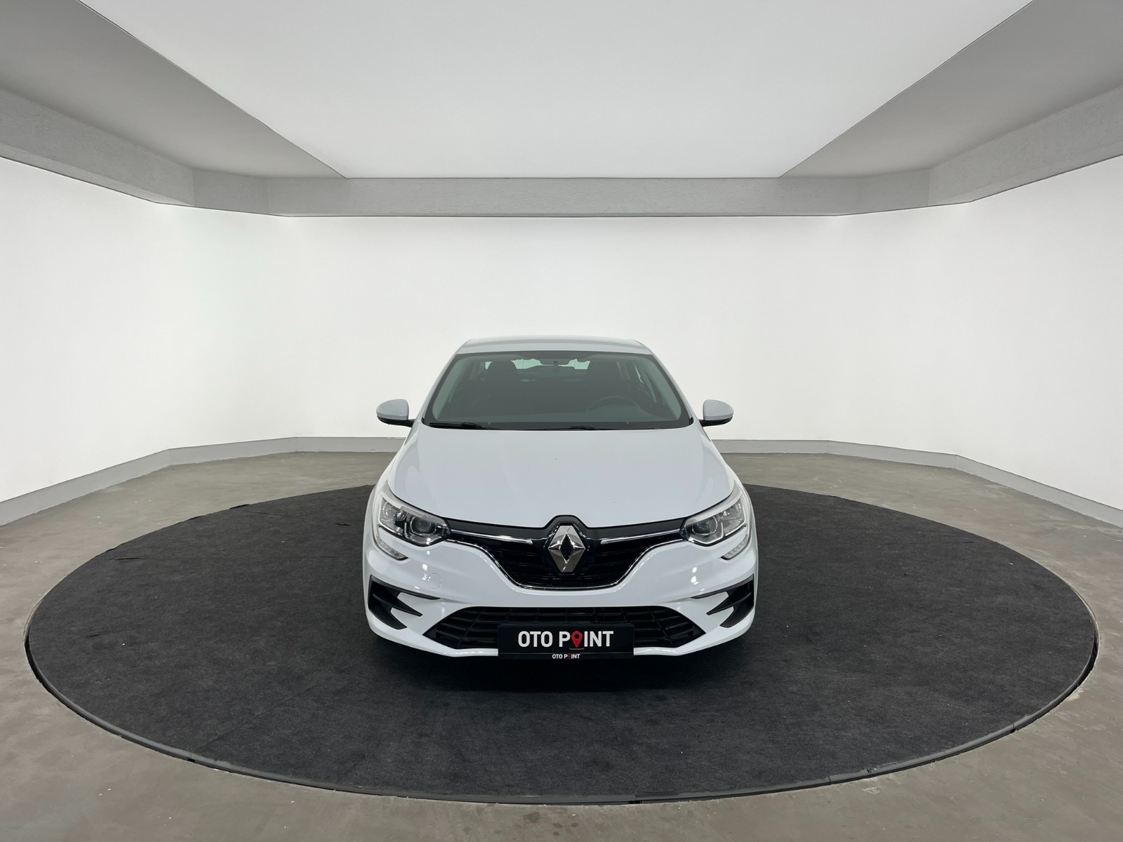 Renault Megane Sedan 1.3 TCe Joy EDC - 2022