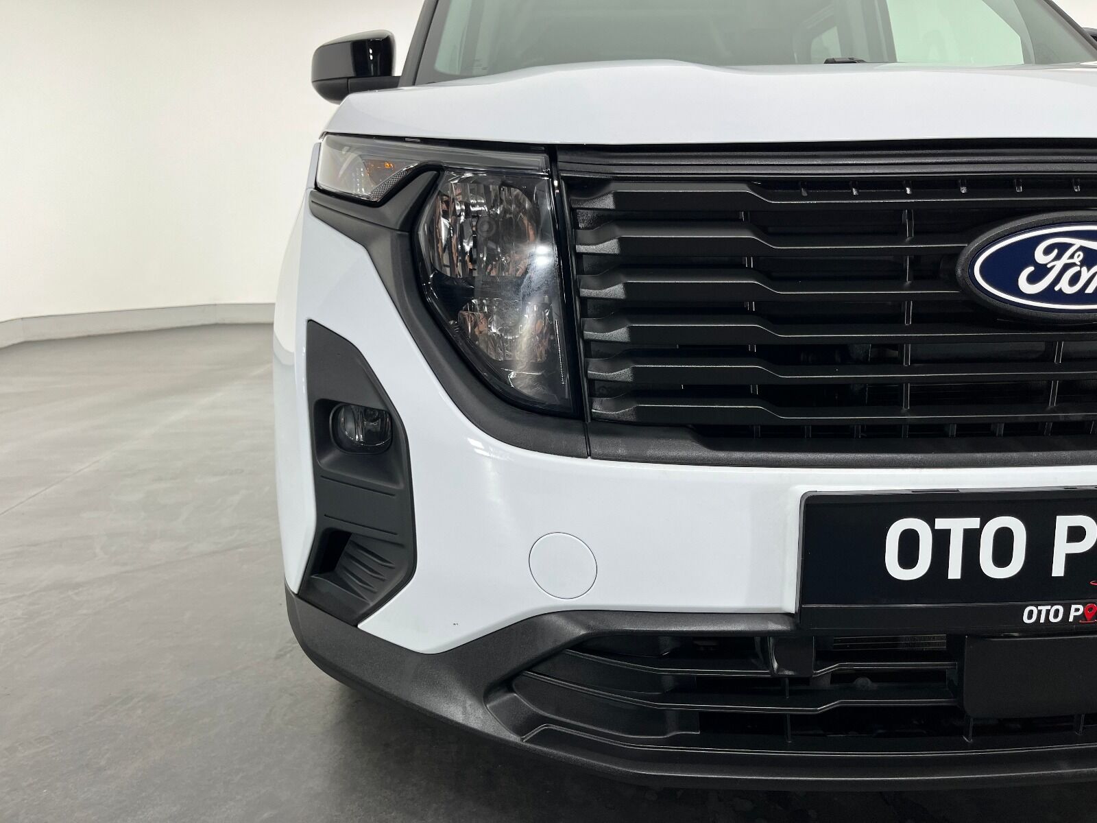 Ford Tourneo Courier 1.5L EcoBlue Deluxe - 2024 - Detay