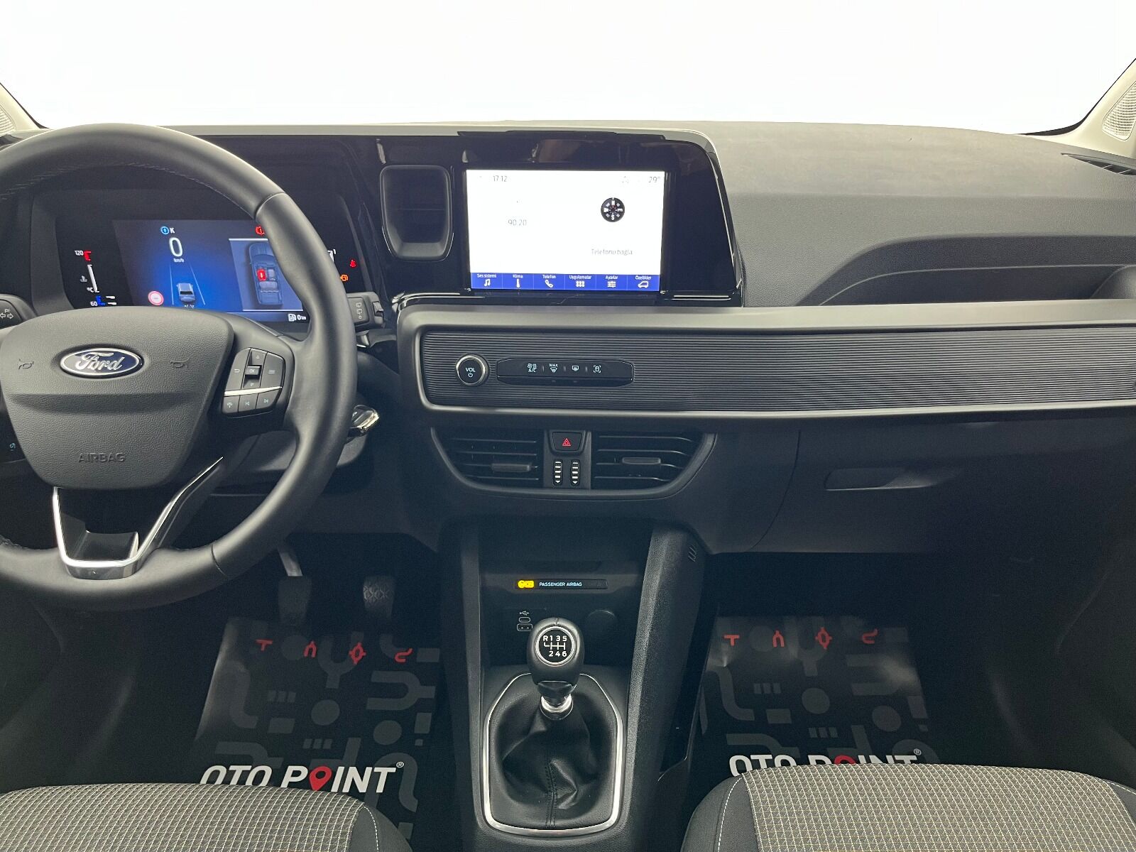 Ford Tourneo Courier 1.5L EcoBlue Deluxe - 2024 - Detay