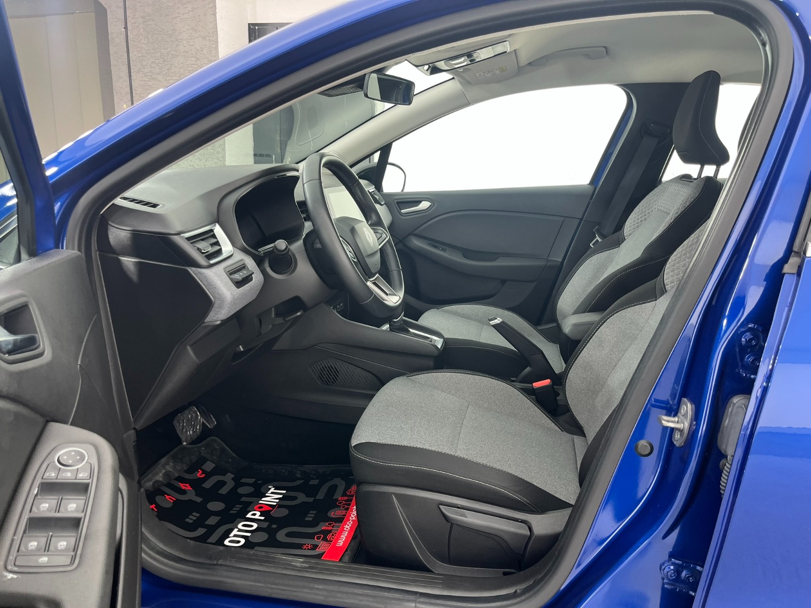 Renault Clio Hatchback 1.0 TCe Evolution X-Tronic - 2024 - Detay