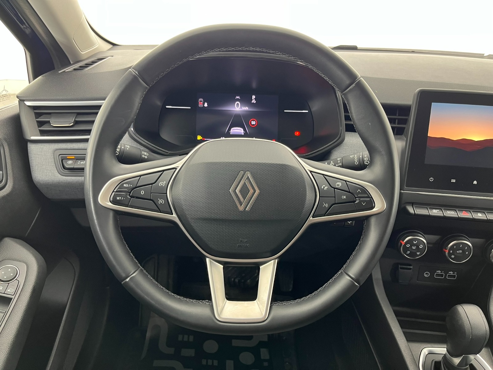 Renault Clio Hatchback 1.0 TCe Evolution X-Tronic - 2024 - Detay