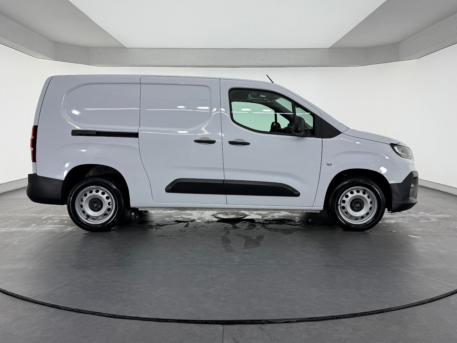 Fiat Doblo Cargo 1.5 BlueHDİ Maxi - 2025 - Detay