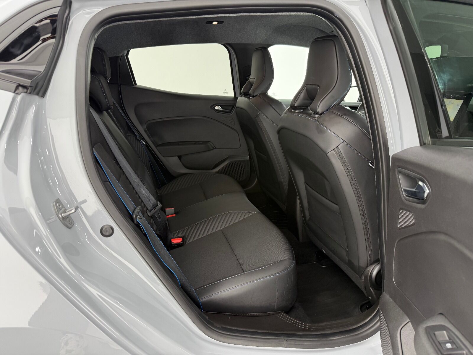 Renault Clio 1.0 TCE Techno Esprit Alpine X-Tronic - 2025 - Detay