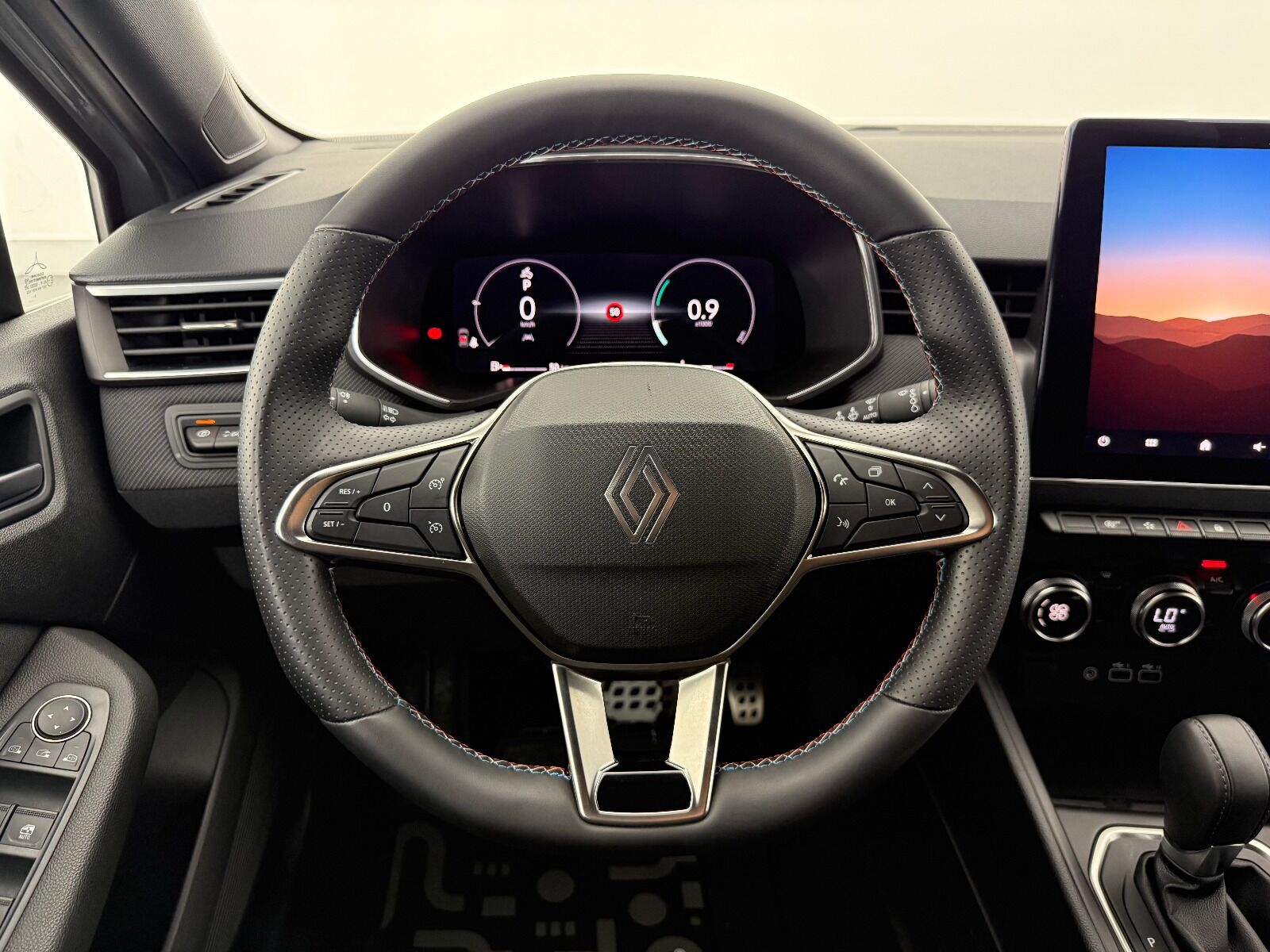Renault Clio 1.0 TCE Techno Esprit Alpine X-Tronic - 2025 - Detay