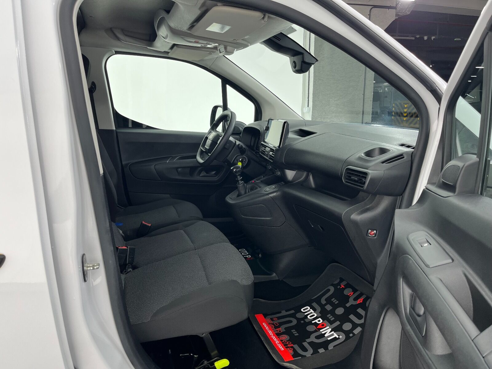 Fiat Doblo Cargo 1.5 BlueHDİ Maxi - 2024 - Detay