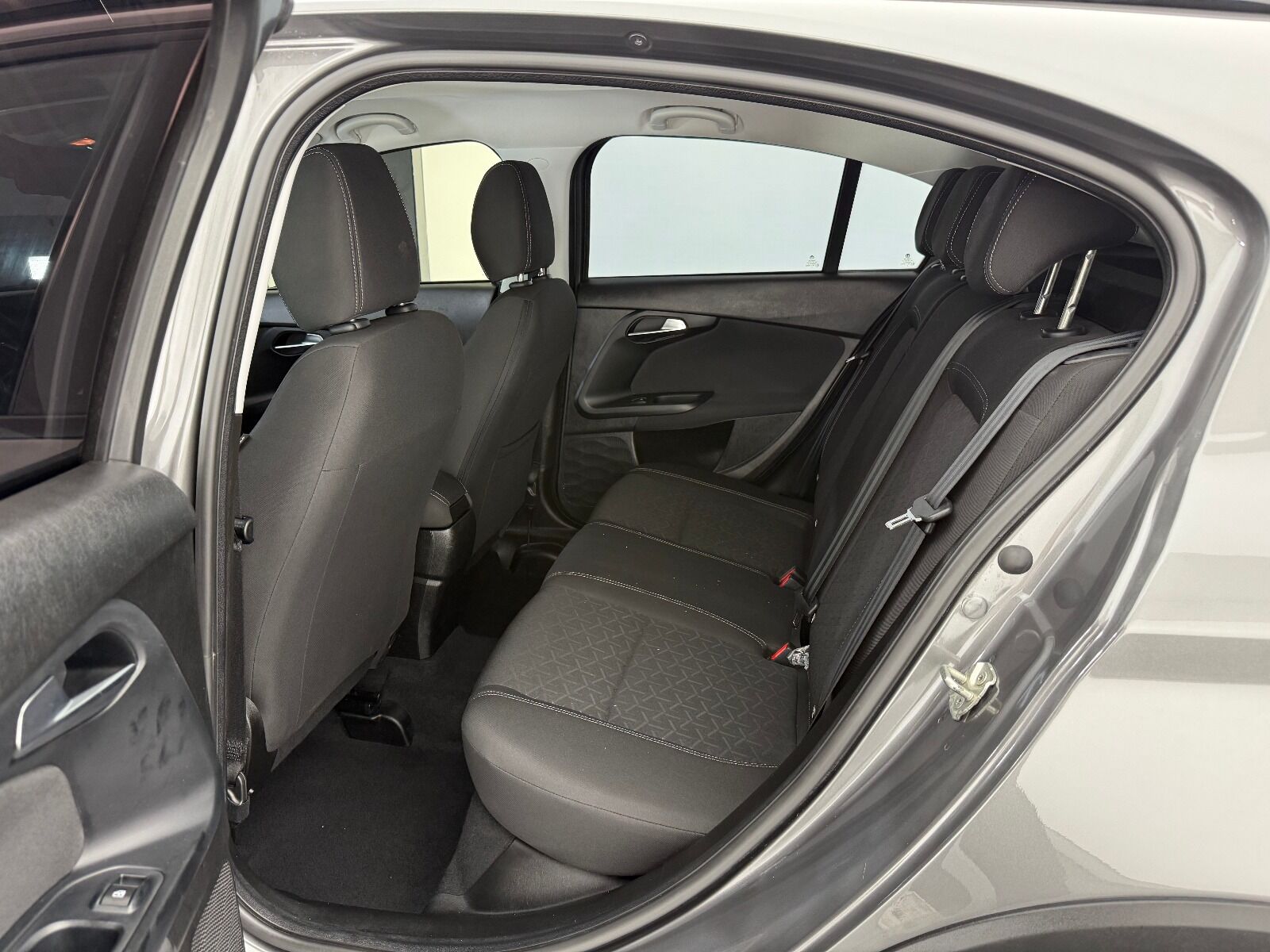 Fiat Egea Cross 1.6 Multijet Urban TRCTN+ GSR DCT - 2024 - Detay