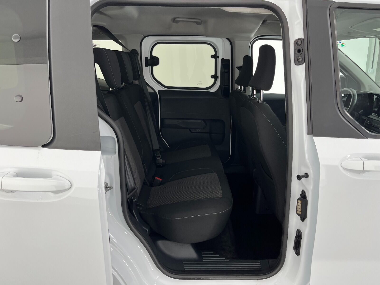 Ford Tourneo Courier Kombi 1.5 EcoBlue Deluxe - 2024 - Detay