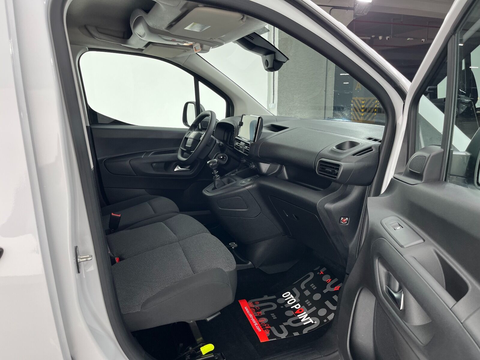 Fiat Doblo Cargo 1.5 BlueHDİ Maxi - 2024 - Detay