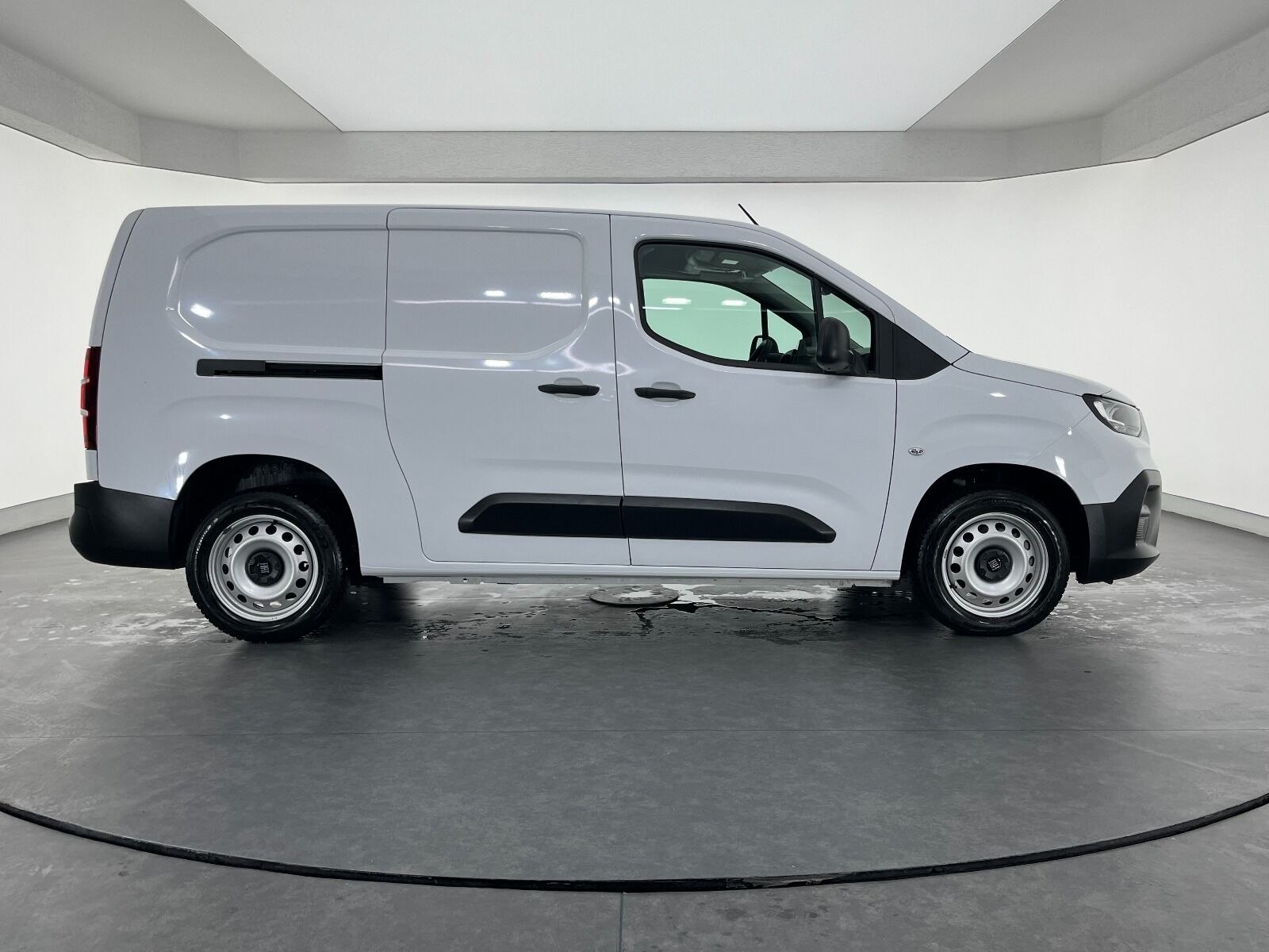 Fiat Doblo Cargo 1.5 BlueHDİ Maxi - 2024 - Detay