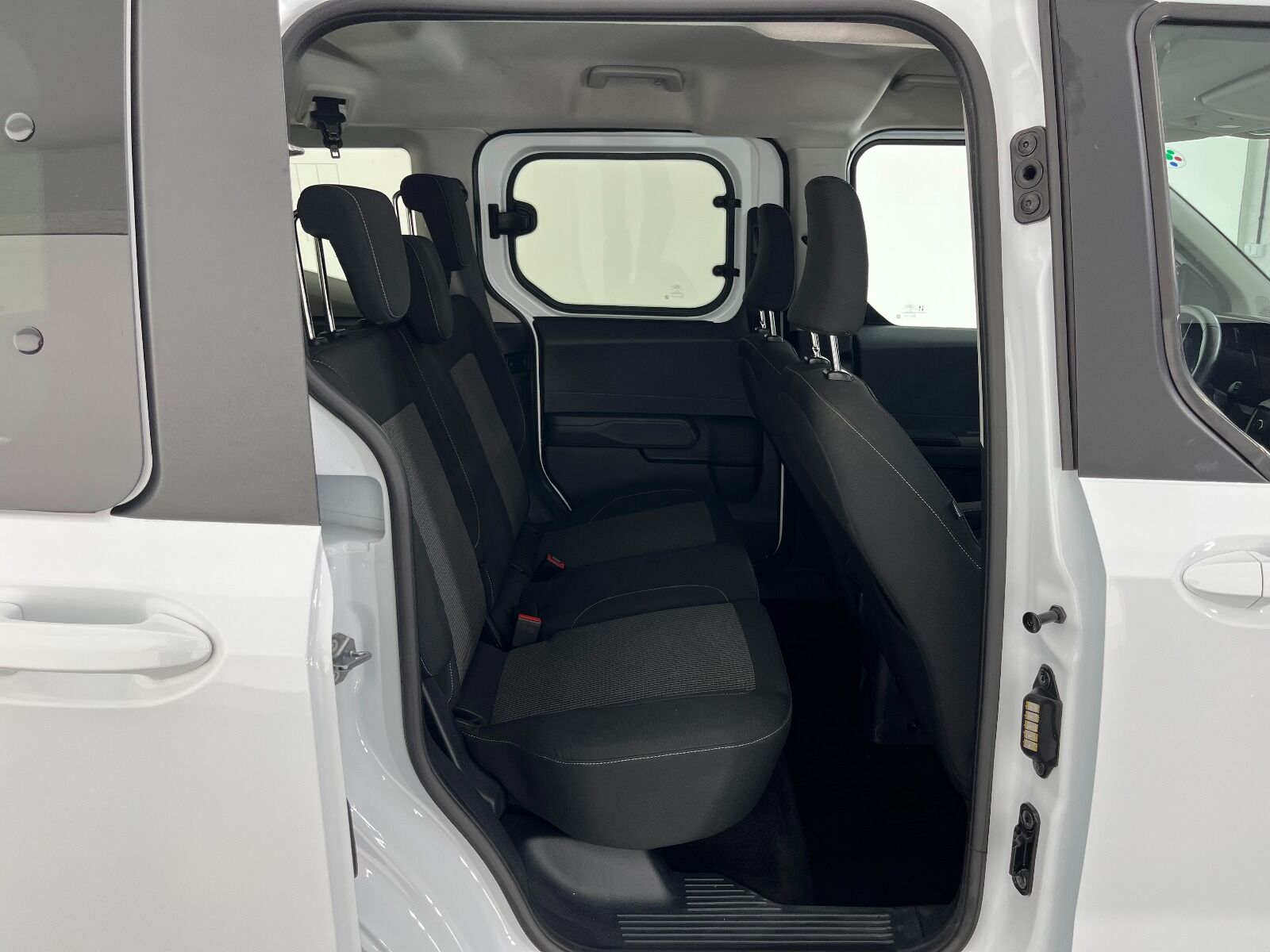 Ford Tourneo Courier Kombi 1.5 EcoBlue Deluxe - 2024 - Detay