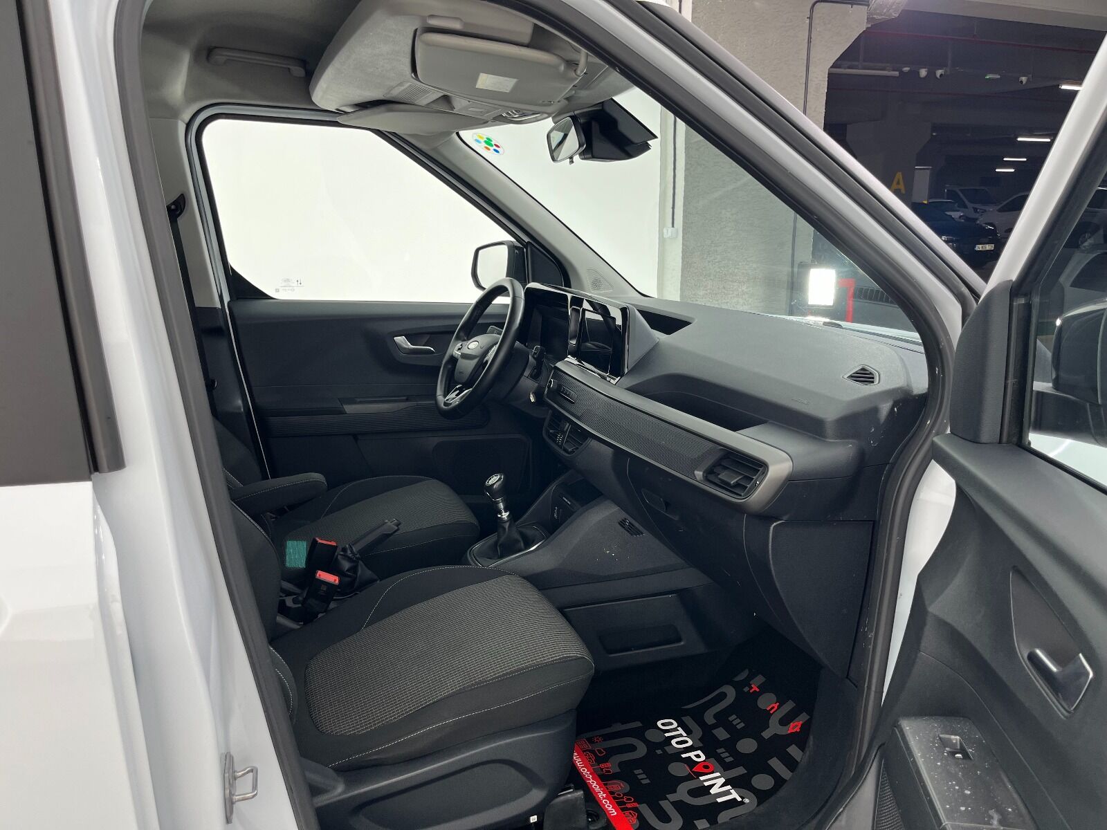 Ford Tourneo Courier Kombi 1.5 EcoBlue Deluxe - 2024 - Detay