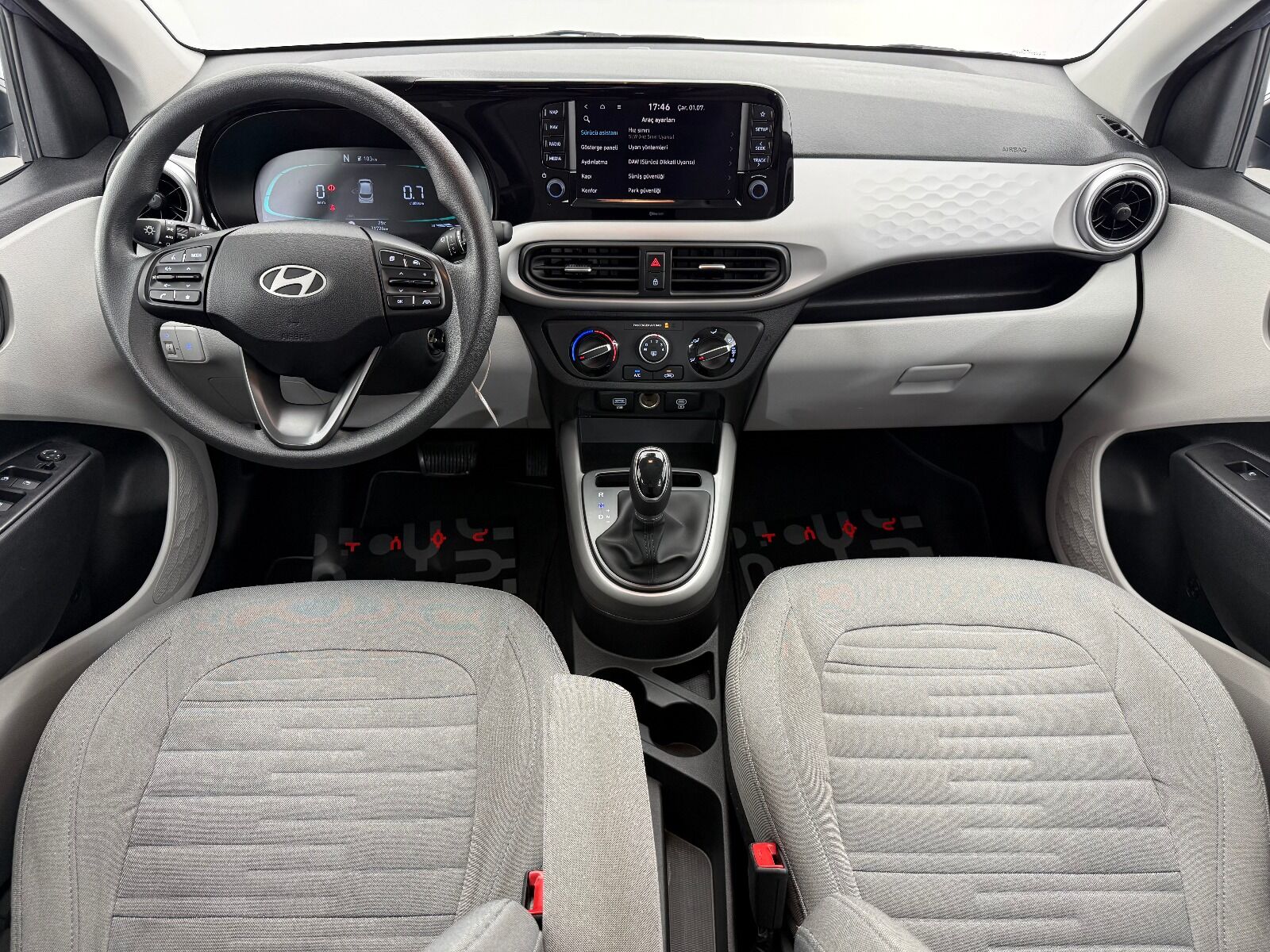 Hyundai i10 1.2 MPI Style+Navigasyon - 2025 - Detay