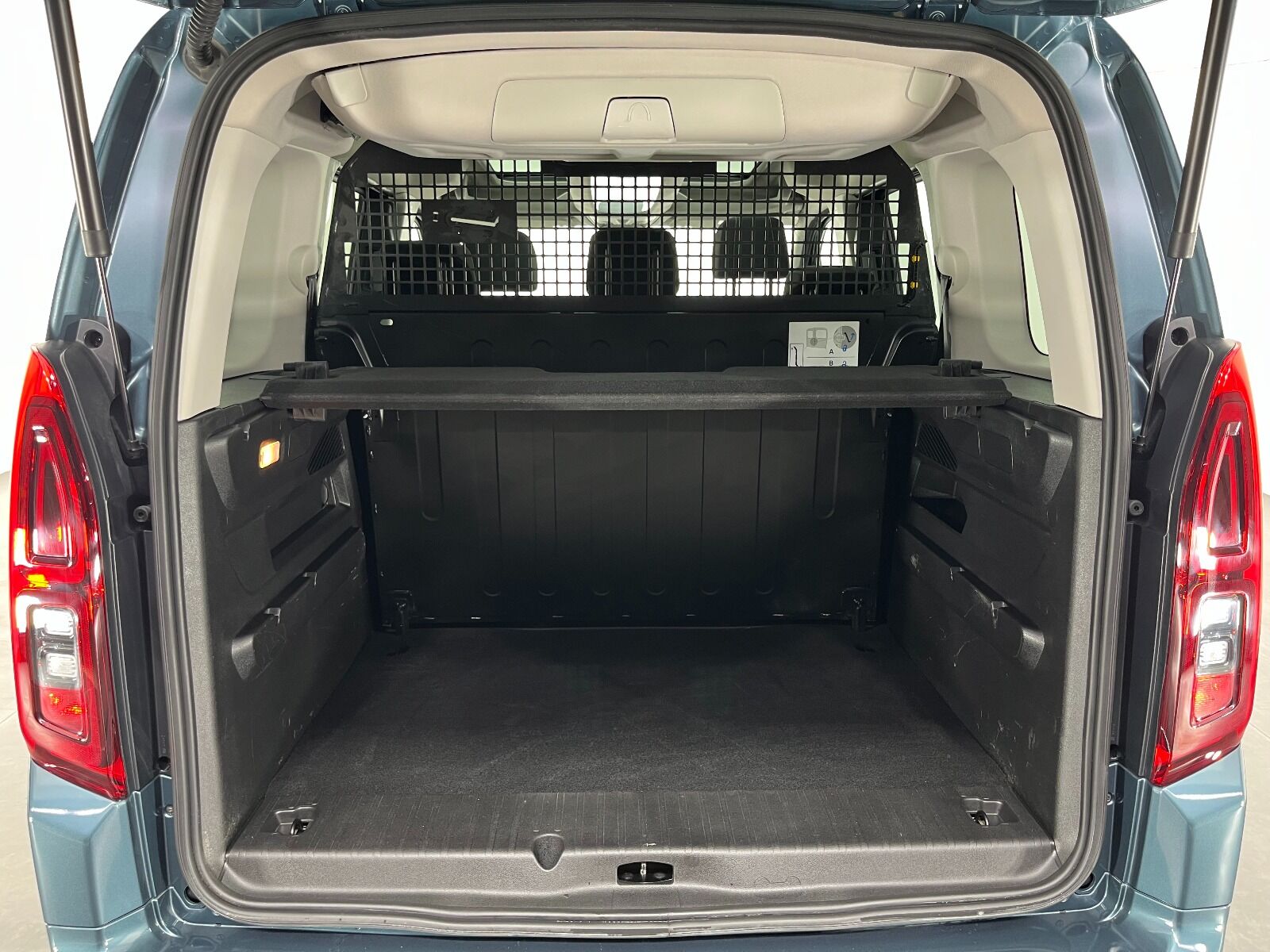 Fiat Doblo Combi 1.5 BlueHDI Premio Plus Otomatik - 2025 - Detay