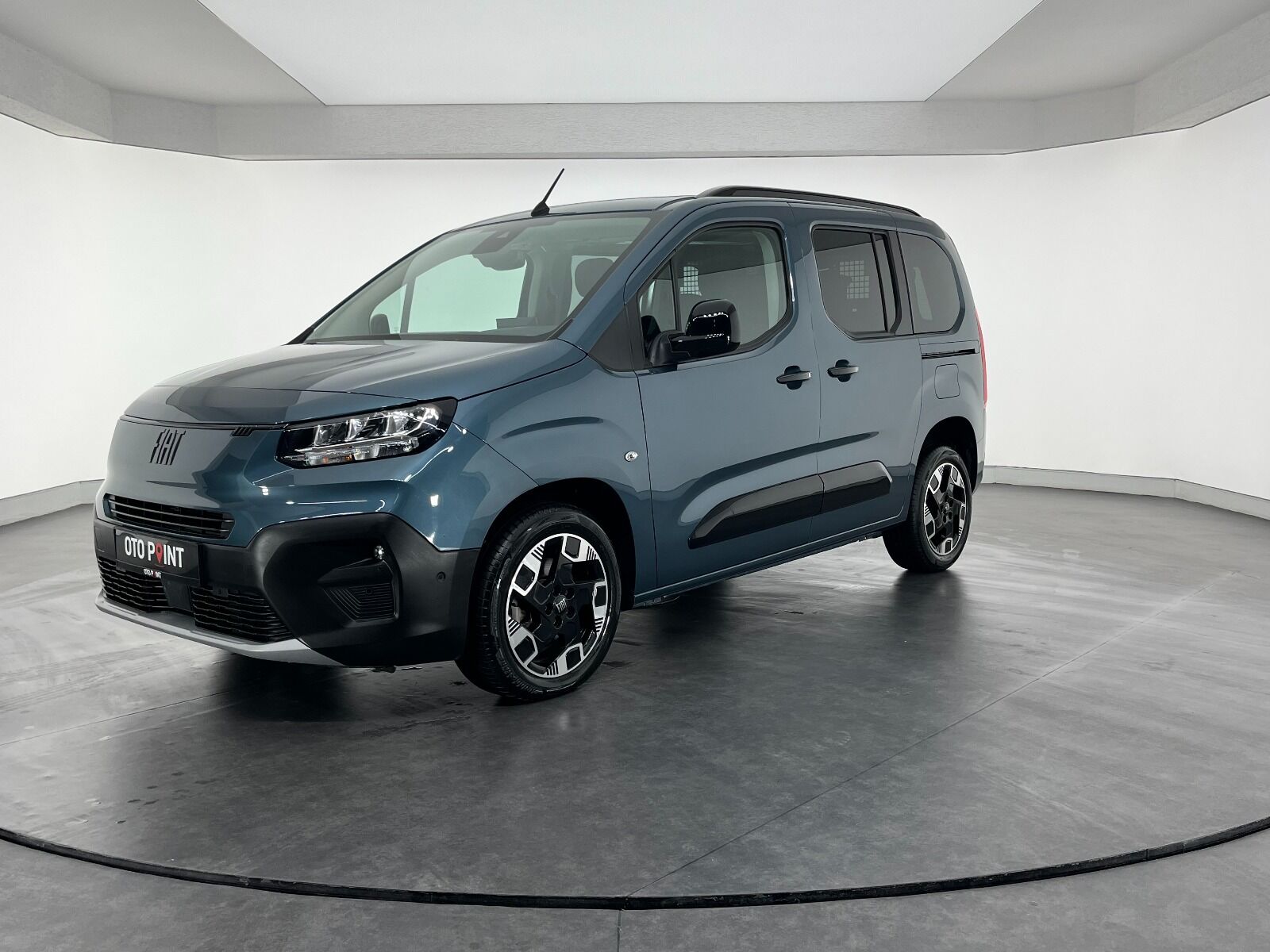 Fiat Doblo Combi 1.5 BlueHDI Premio Plus Otomatik - 2025 - Detay