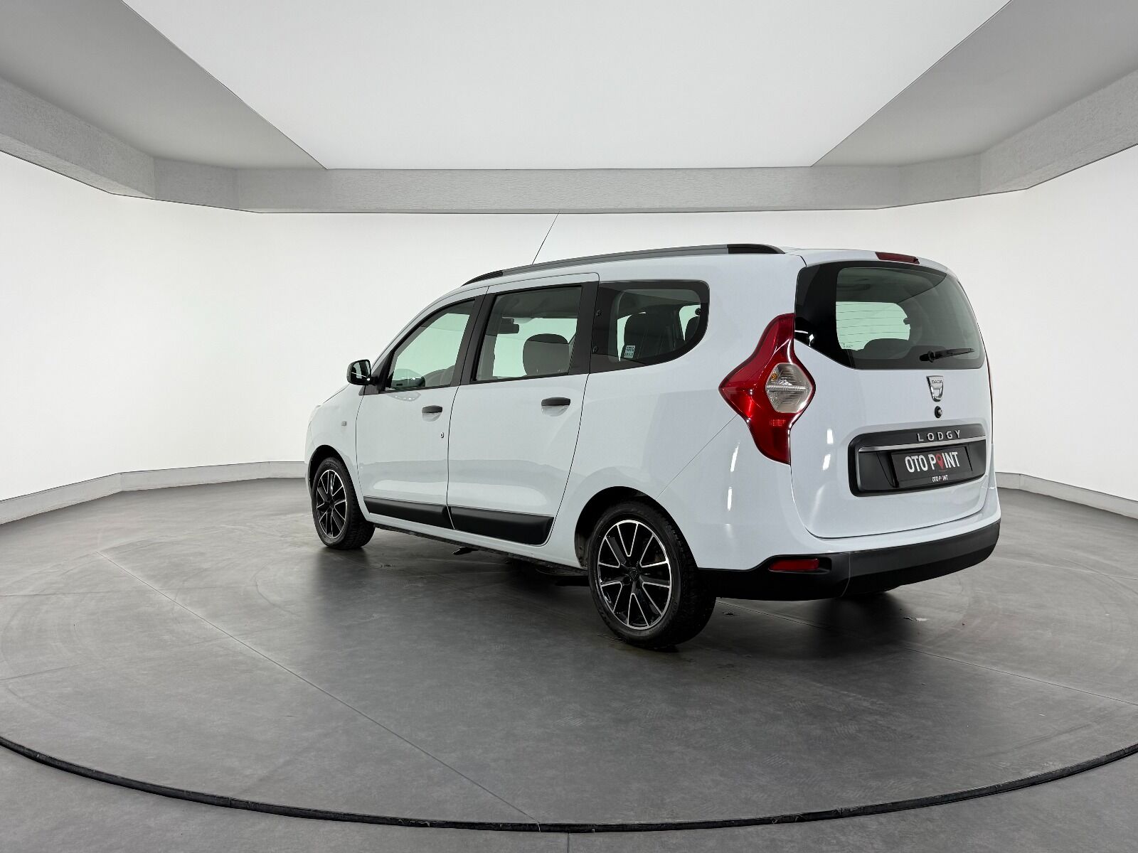 Dacia Lodgy 1.5 BlueDCI (7 Koltuk) Laureate - 2020 - Detay