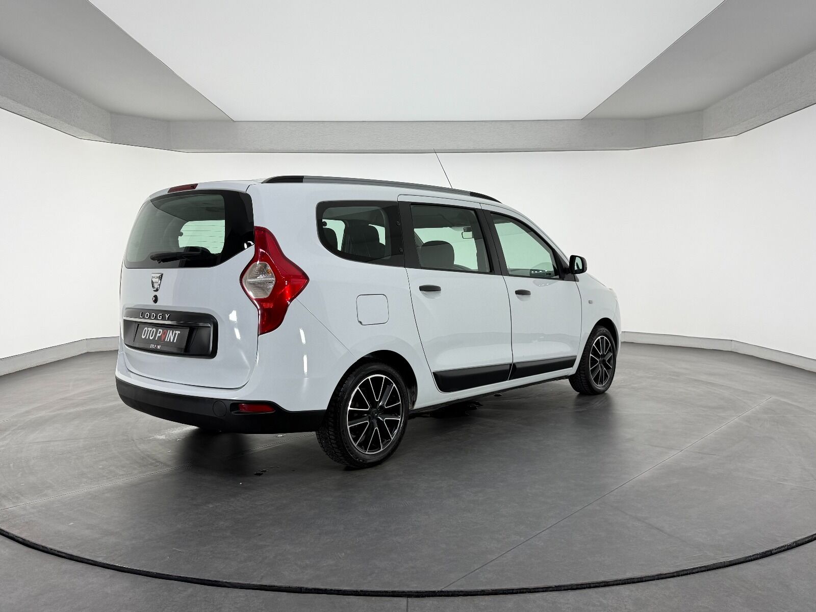 Dacia Lodgy 1.5 BlueDCI (7 Koltuk) Laureate - 2020 - Detay
