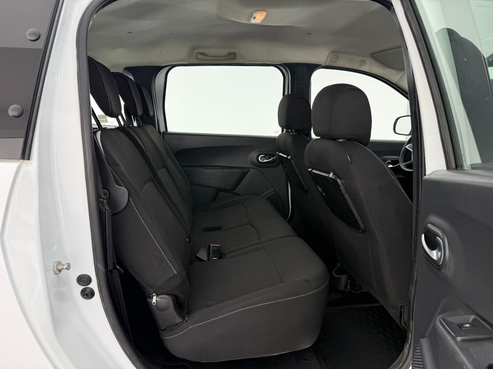 Dacia Lodgy 1.5 BlueDCI (7 Koltuk) Laureate - 2020 - Detay