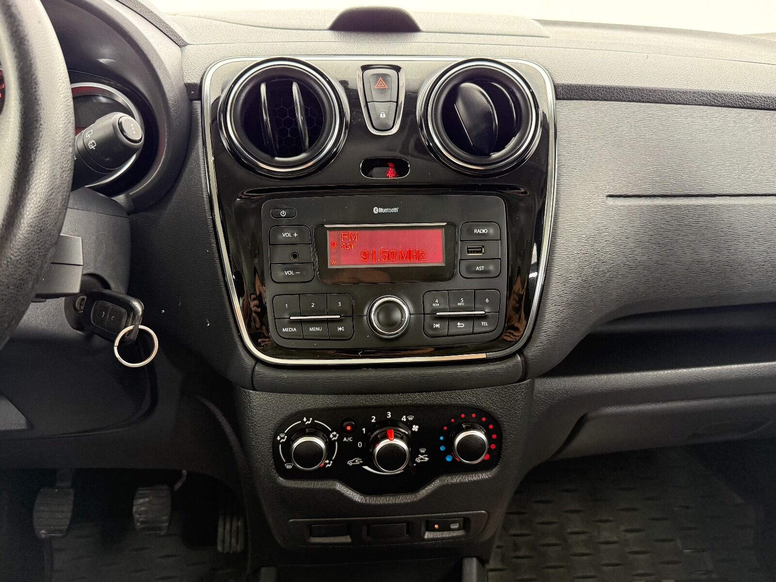 Dacia Lodgy 1.5 BlueDCI (7 Koltuk) Laureate - 2020 - Detay