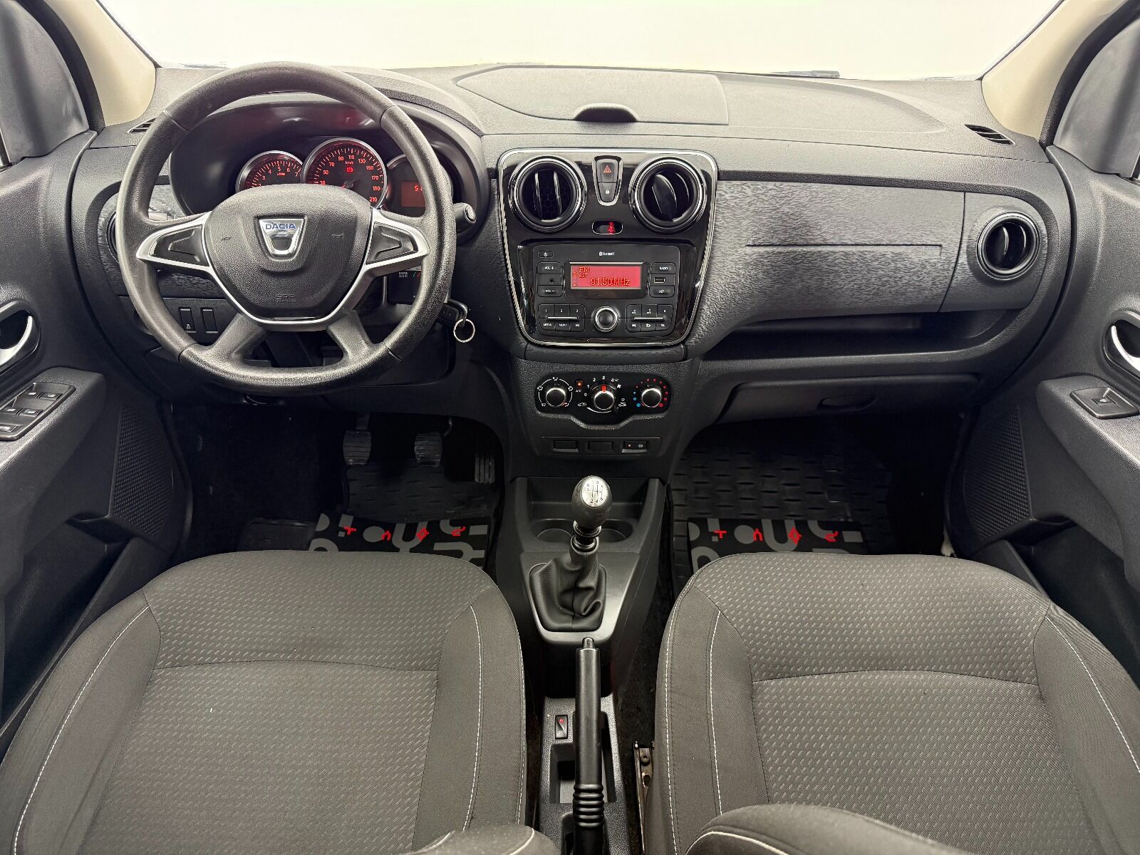 Dacia Lodgy 1.5 BlueDCI (7 Koltuk) Laureate - 2020 - Detay