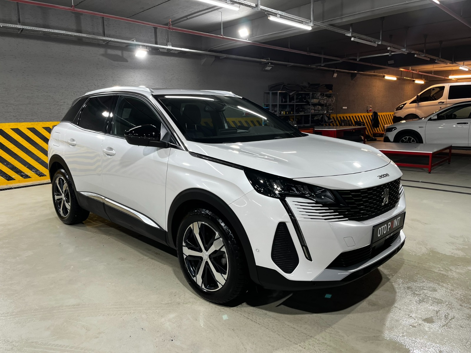 Peugeot 3008 Crossover 1.5 BlueHDI Allure EAT8 - 2024