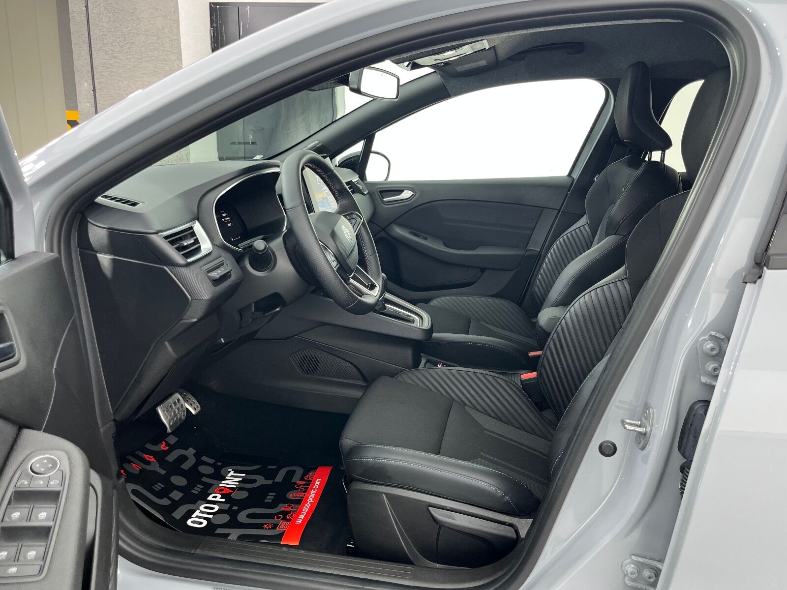 Renault Clio 1.0 TCE Techno Esprit Alpine X-Tronic - 2025 - Detay