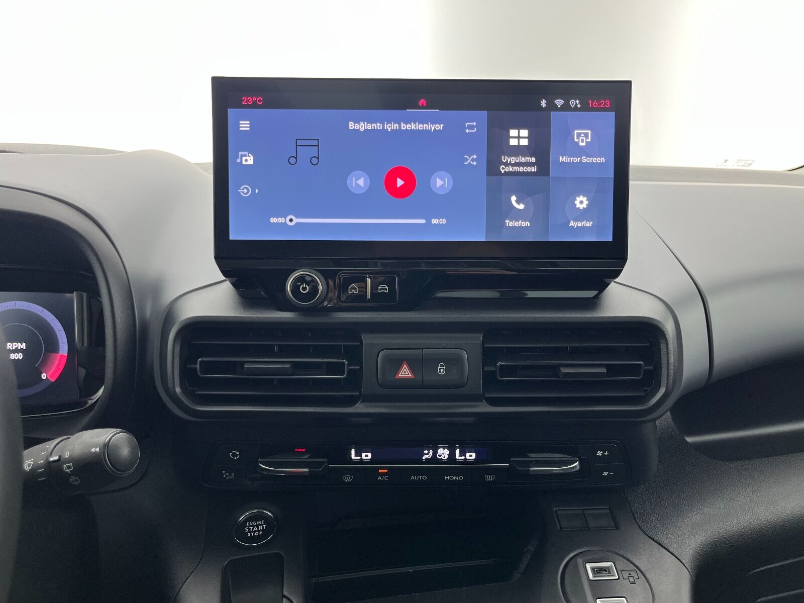 Fiat Doblo Combi 1.5 BlueHDİ Premio Plus - 2025 - Detay