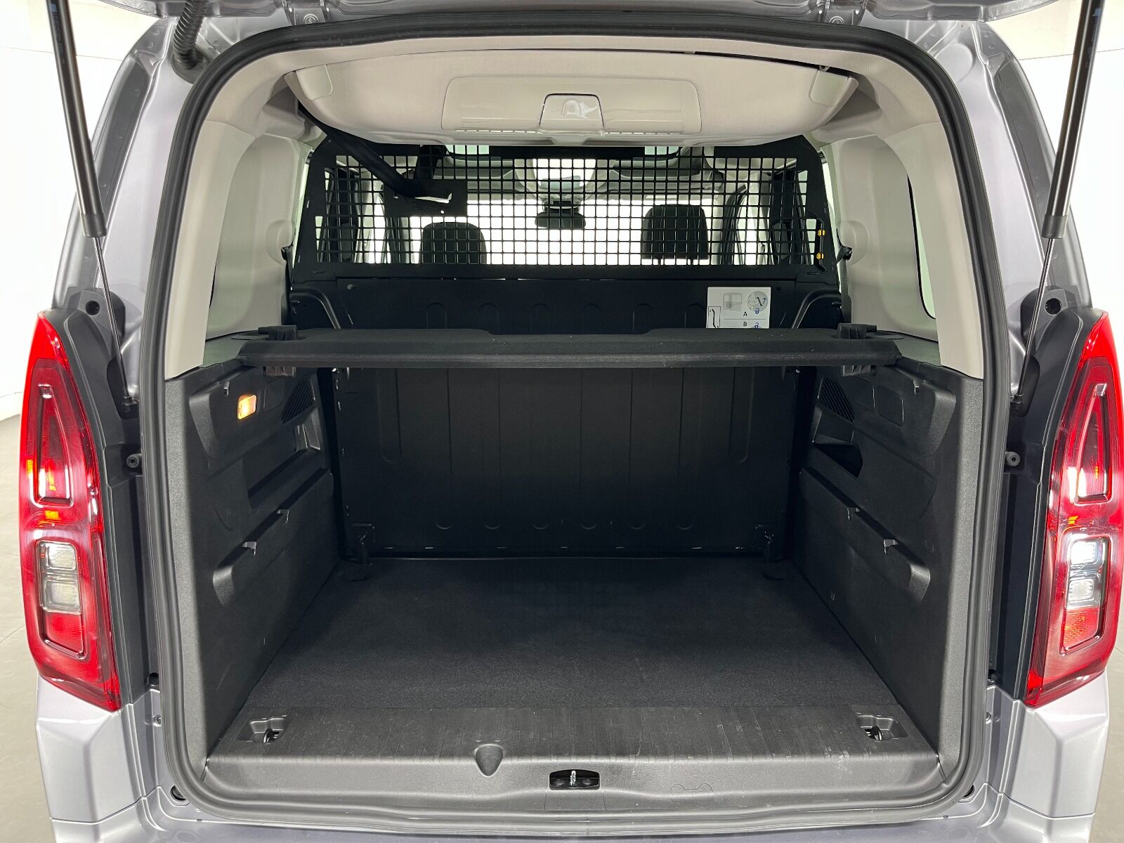 Fiat Doblo Combi 1.5 BlueHDİ Premio Plus - 2025 - Detay