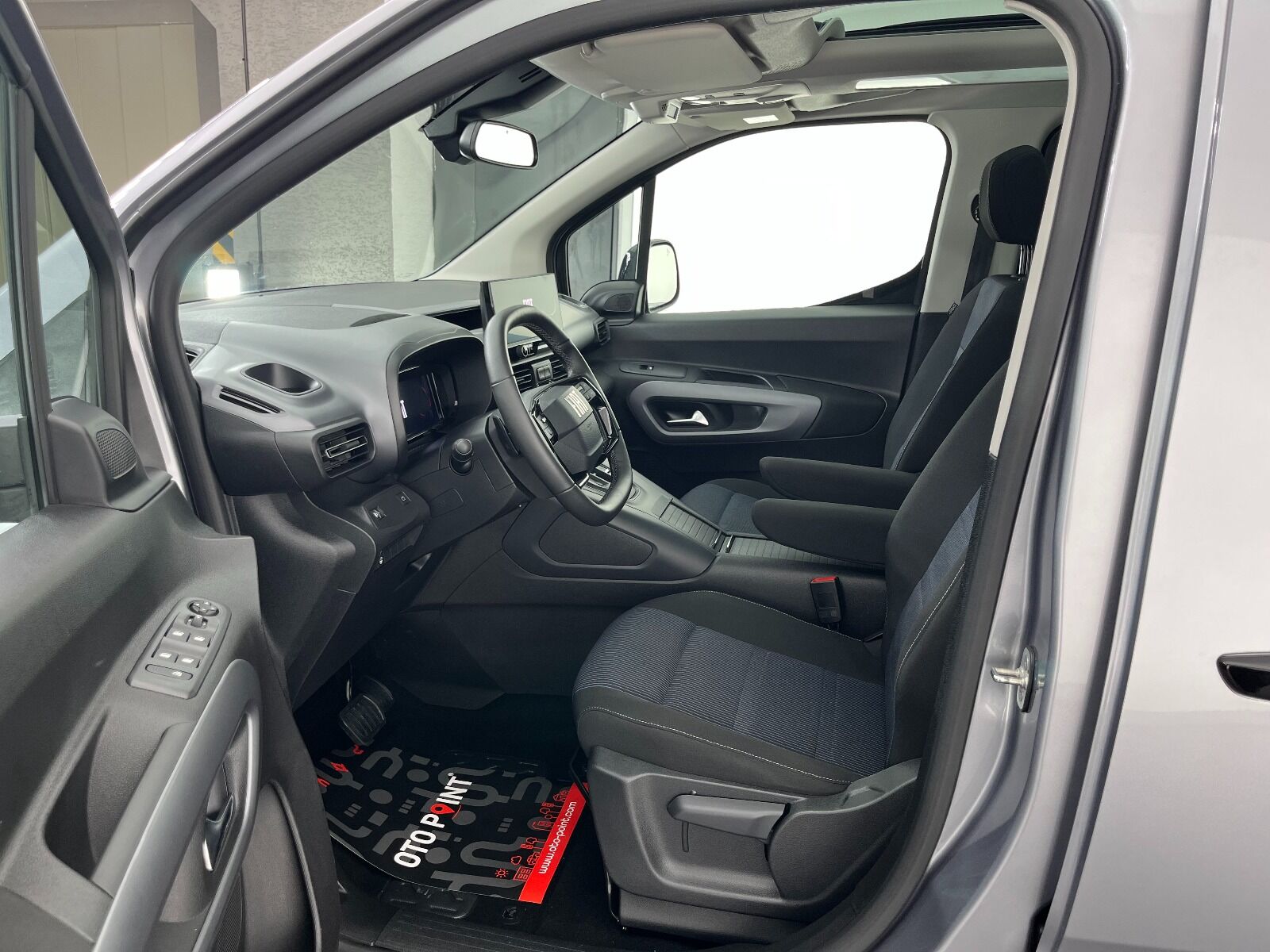 Fiat Doblo Combi 1.5 BlueHDİ Premio Plus - 2025 - Detay