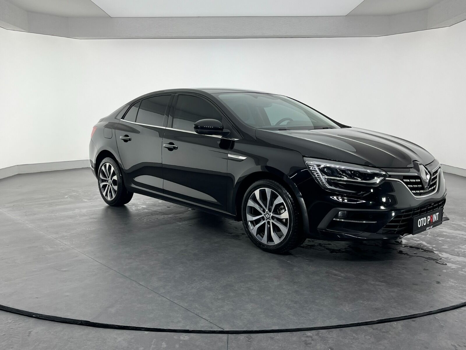 Renault Megane Sedan 1.5 Blue DCI Icon EDC - 2024 - Detay