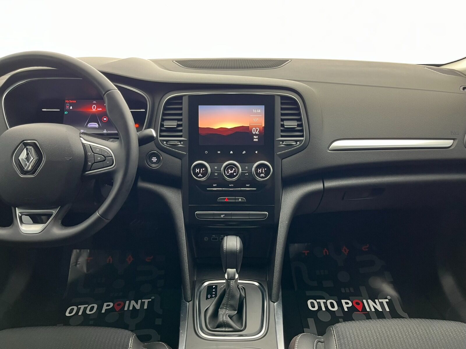 Renault Megane Sedan 1.5 Blue DCI Icon EDC - 2024 - Detay