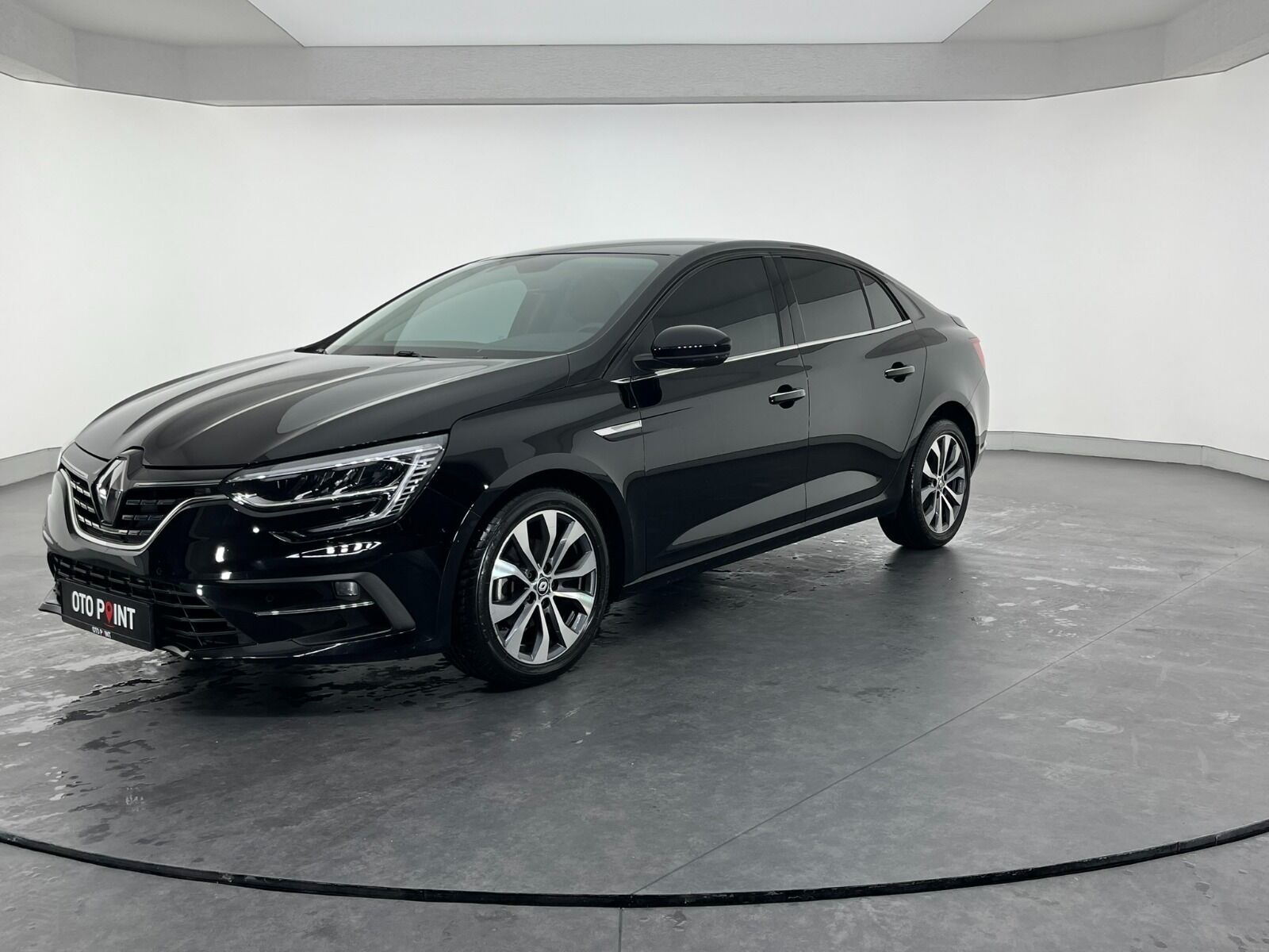 Renault Megane Sedan 1.5 Blue DCI Icon EDC - 2024 - Detay