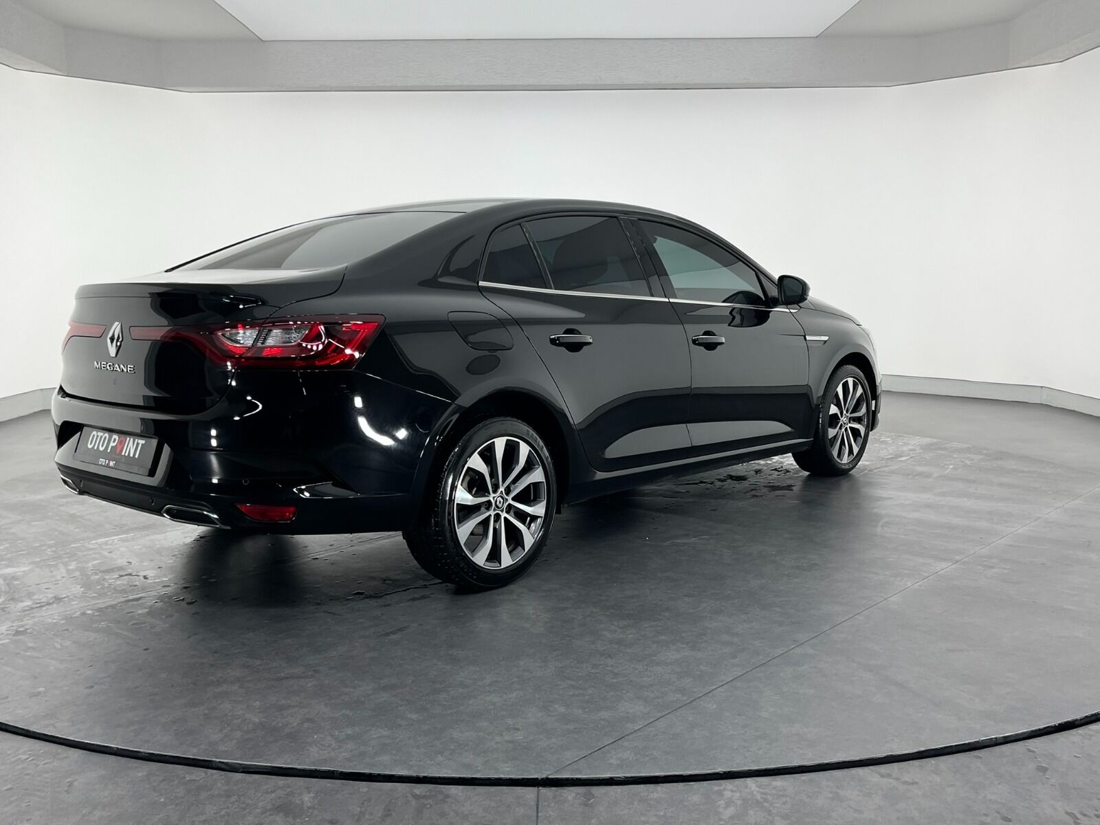 Renault Megane Sedan 1.5 Blue DCI Icon EDC - 2024 - Detay