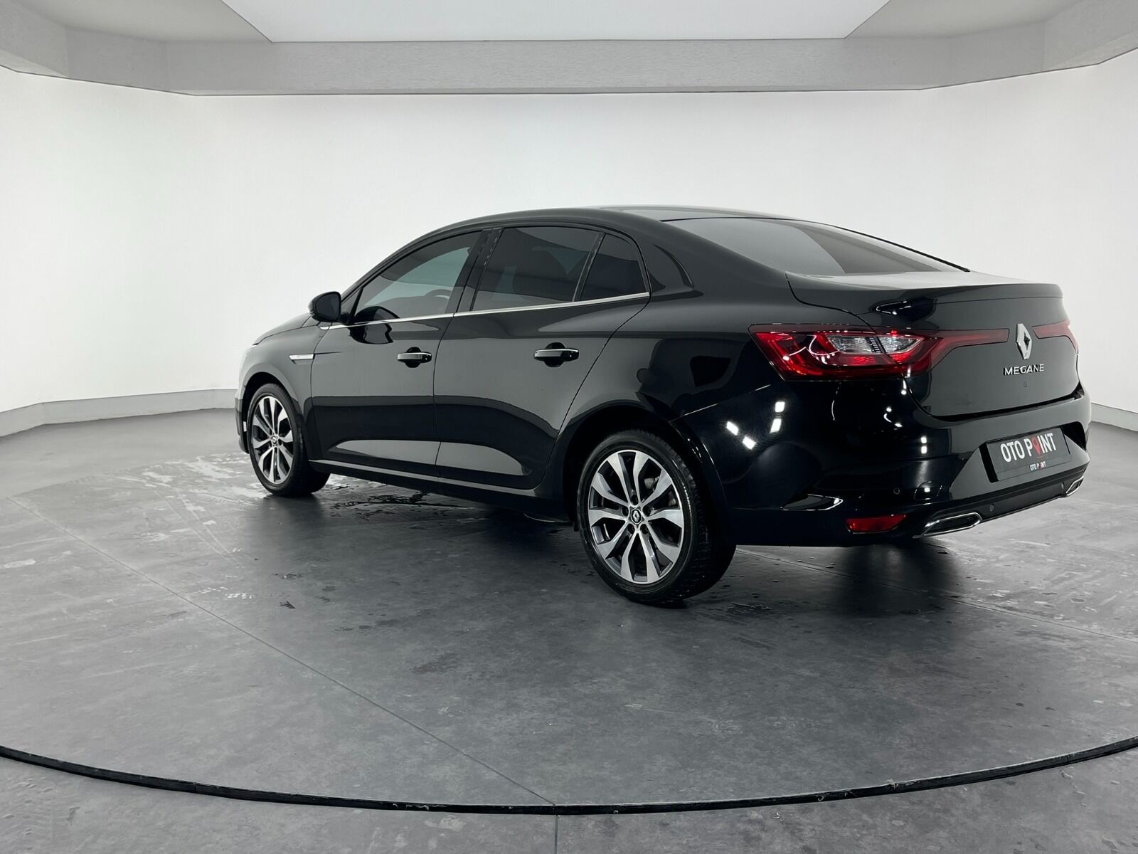 Renault Megane Sedan 1.5 Blue DCI Icon EDC - 2024 - Detay