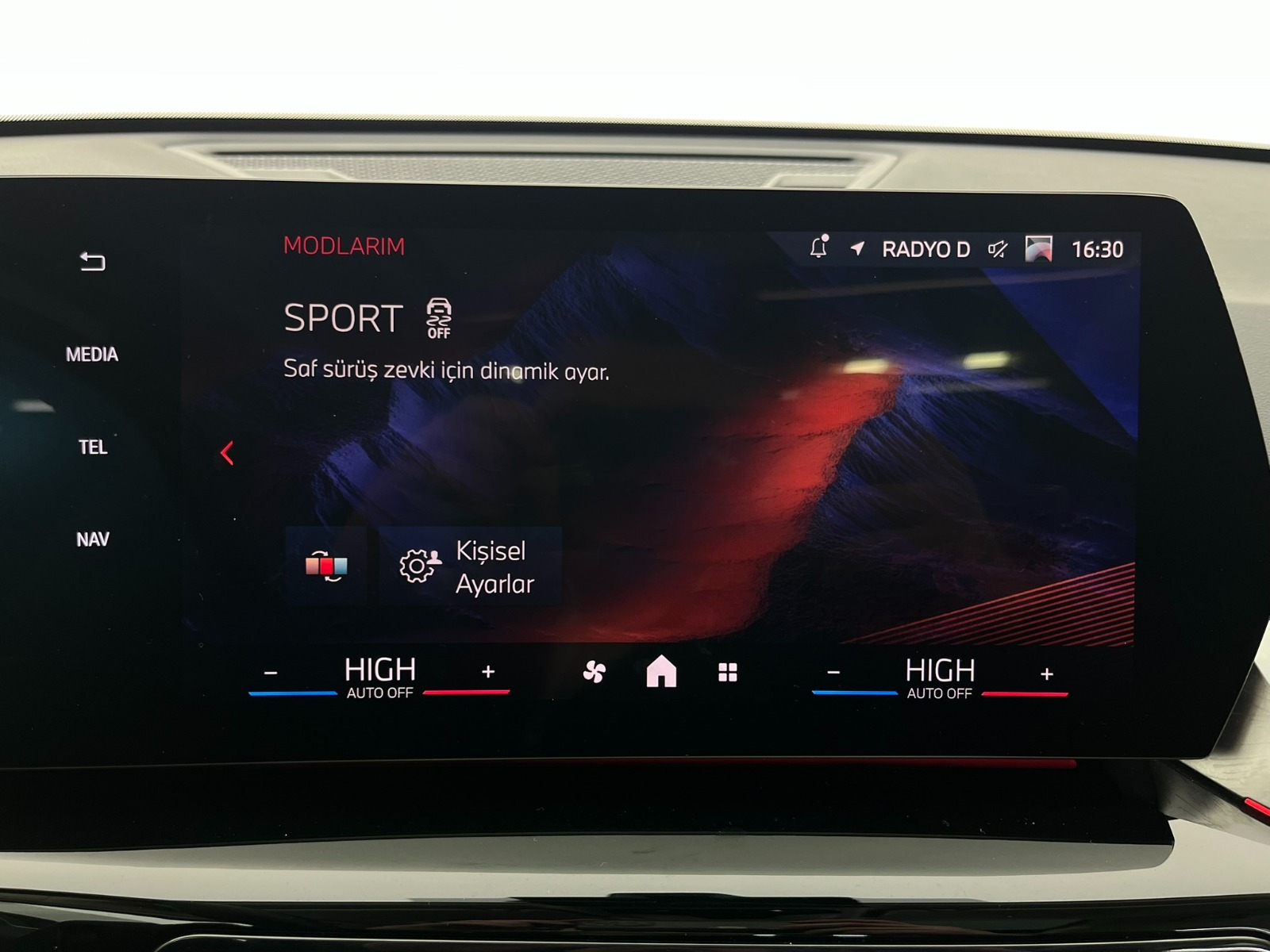 BMW X1 SUV 25e xDrive X Line Otomatik - 2025 - Detay