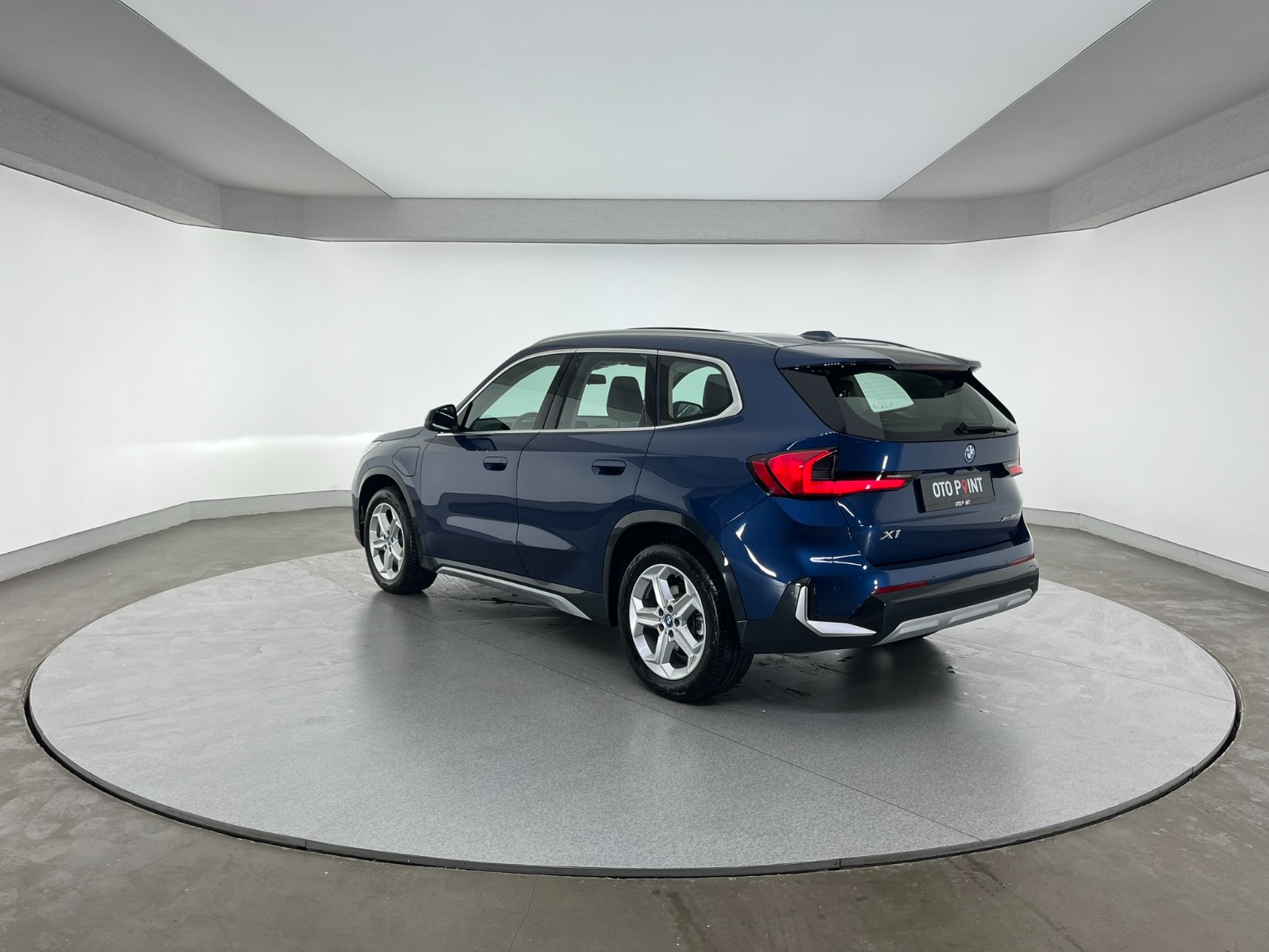 BMW X1 SUV 25e xDrive X Line Otomatik - 2025 - Detay