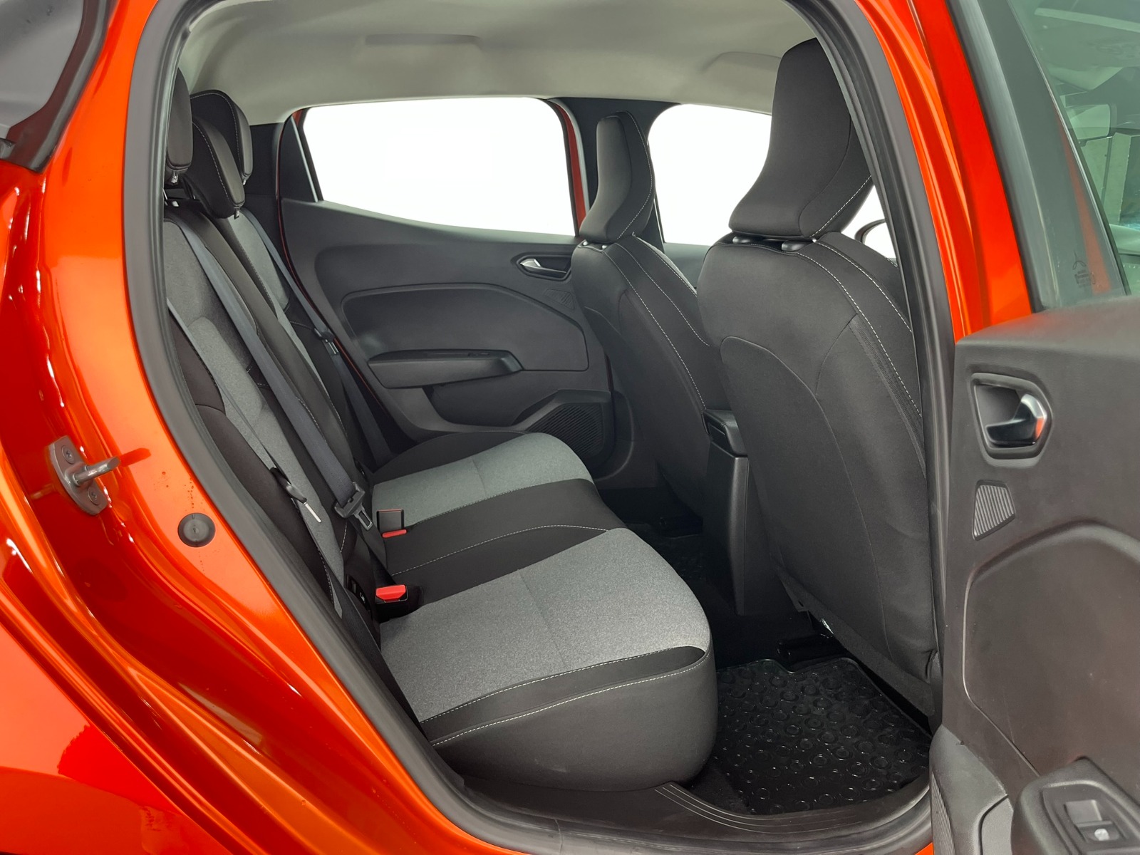 Renault Clio Hatchback 1.0 TCe Evolution X-Tronic - 2024 - Detay