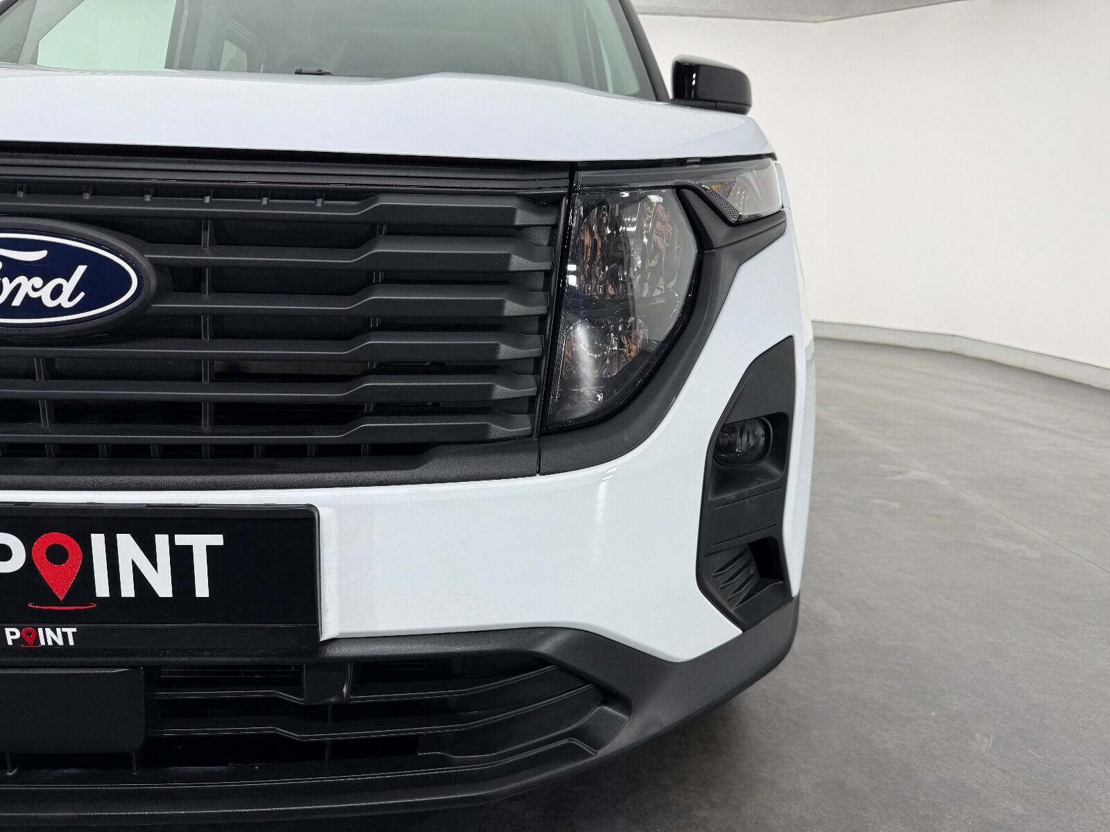 Ford Tourneo Courier 1.5L EcoBlue Deluxe - 2025 - Detay