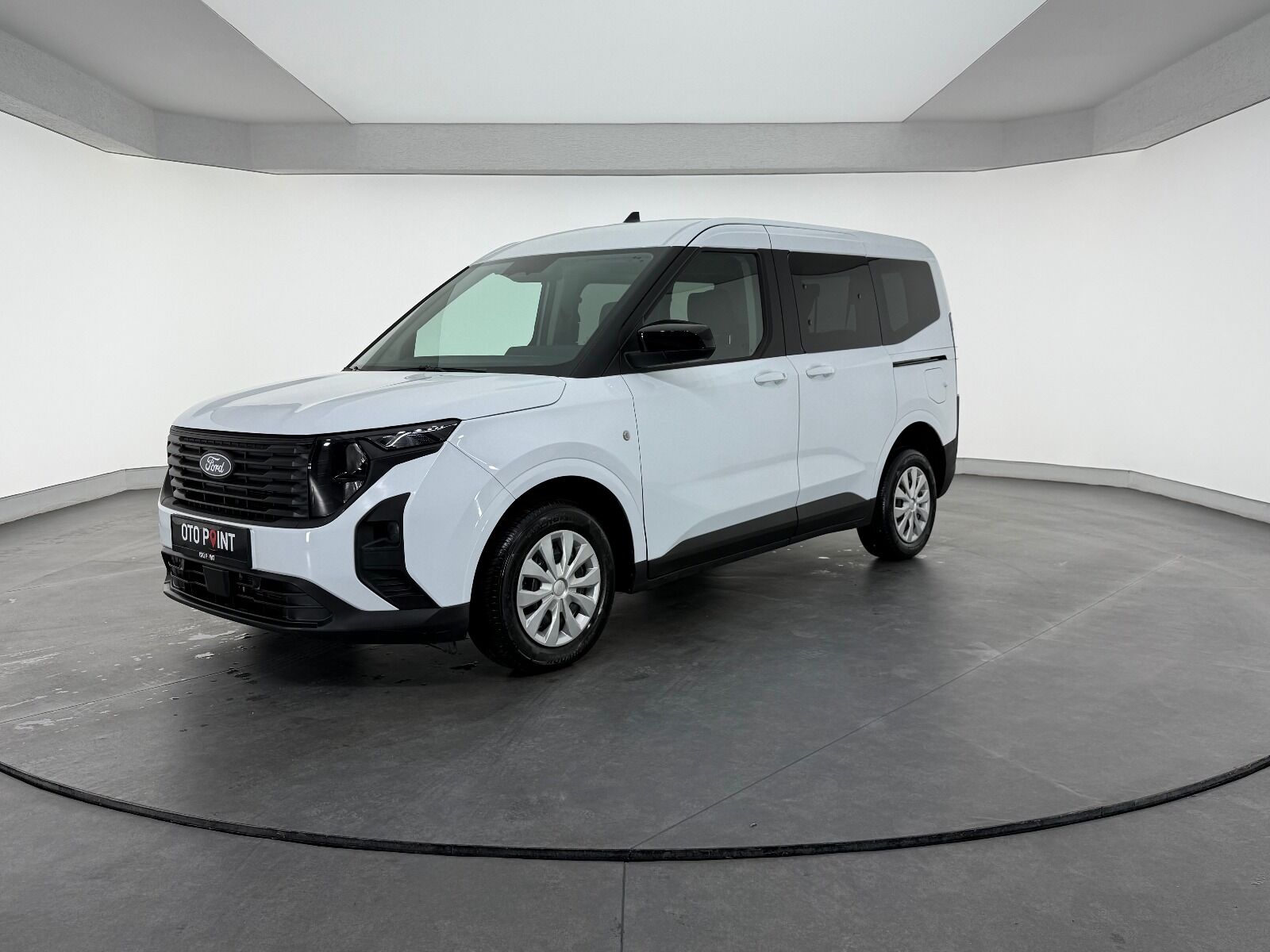 Ford Tourneo Courier 1.5L EcoBlue Deluxe - 2025 - Detay